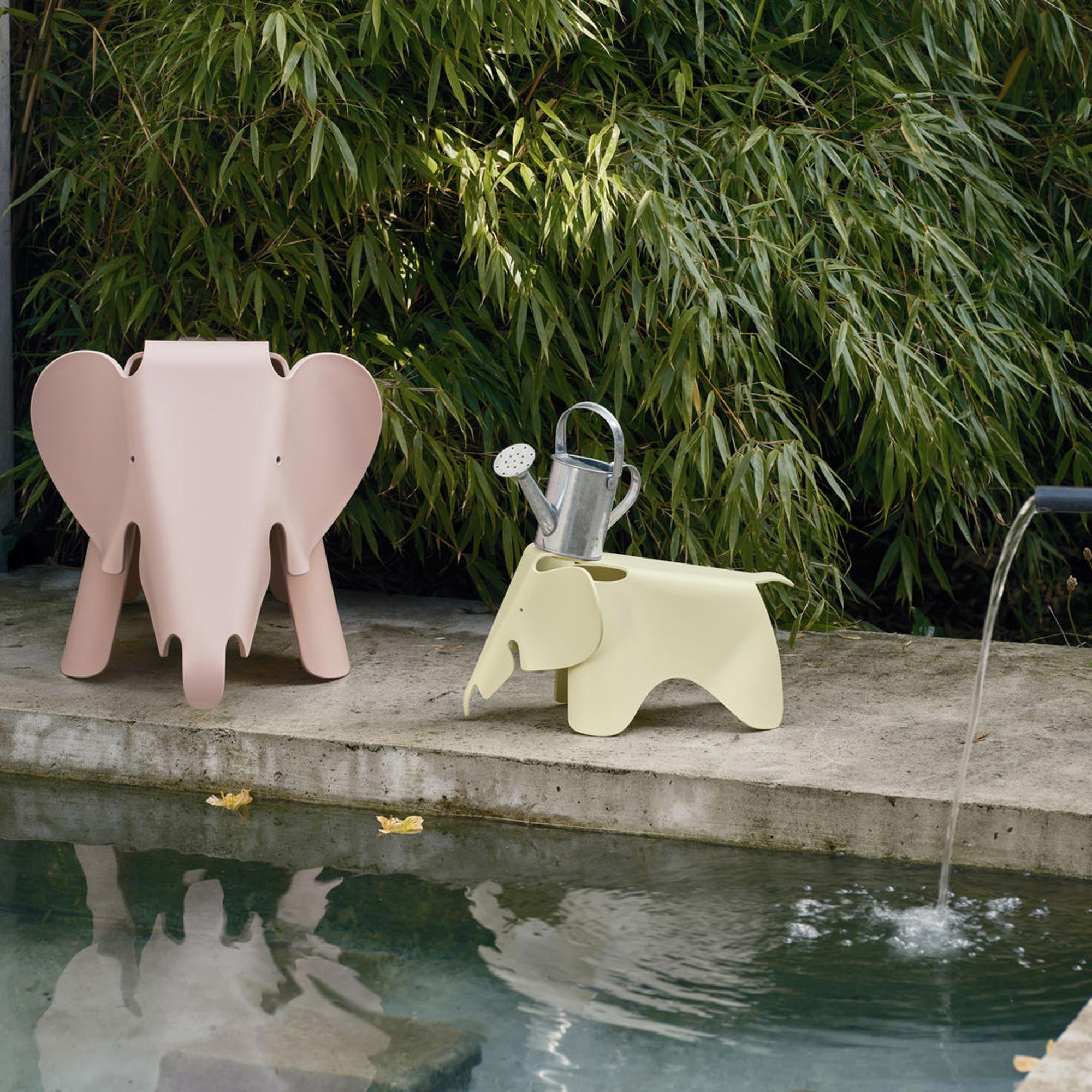 Eames Elephant RE groß