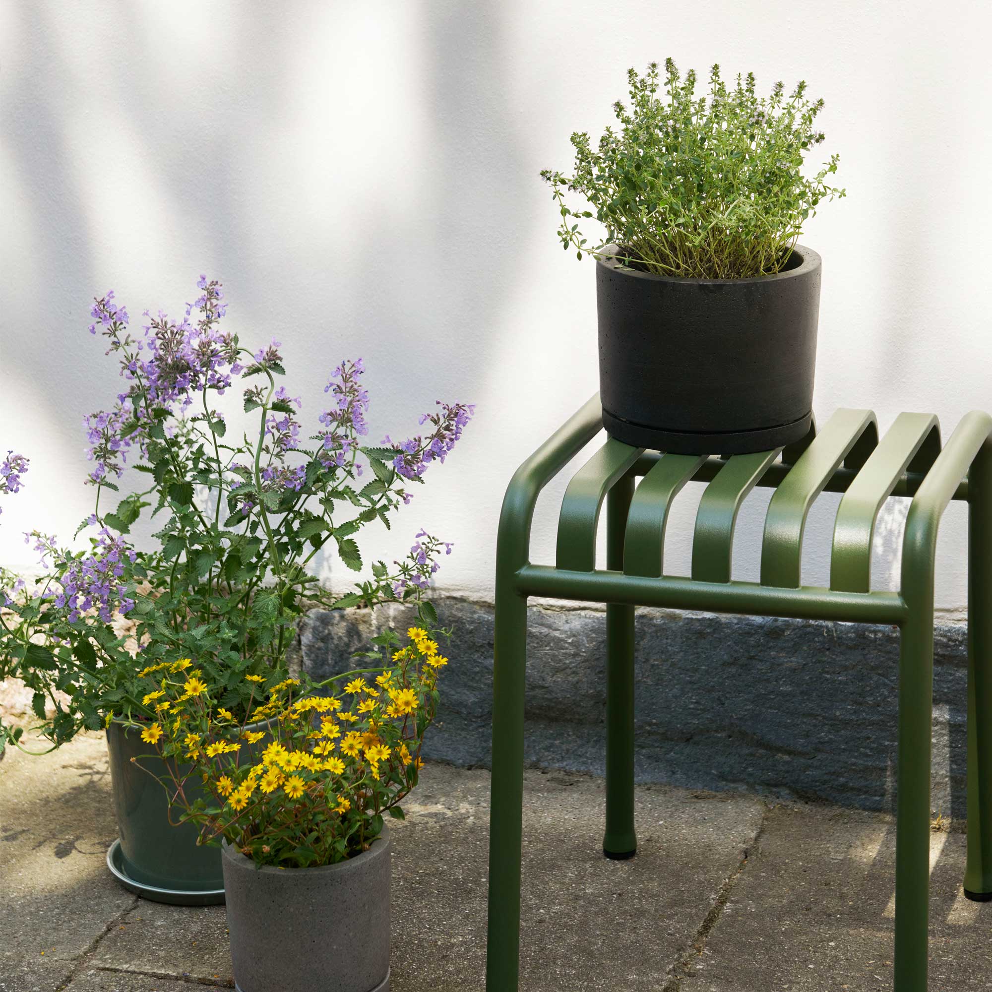 Palissade Stool Hocker