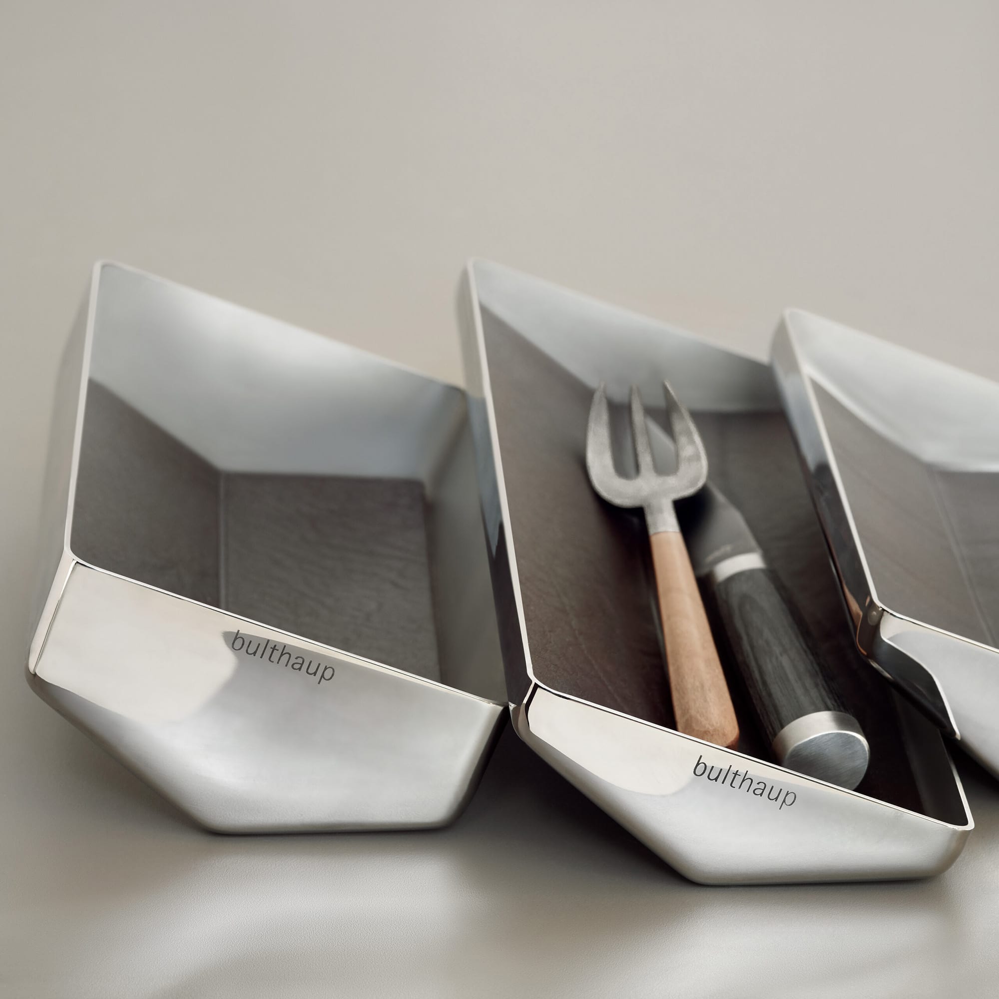 Utensilien-Schale für funktionale Prismen