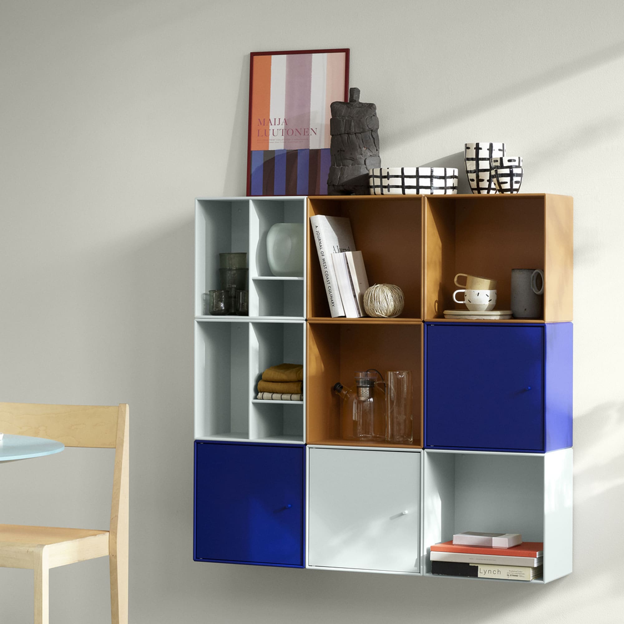 Mini 1002 Wandregal mit Regalfächern