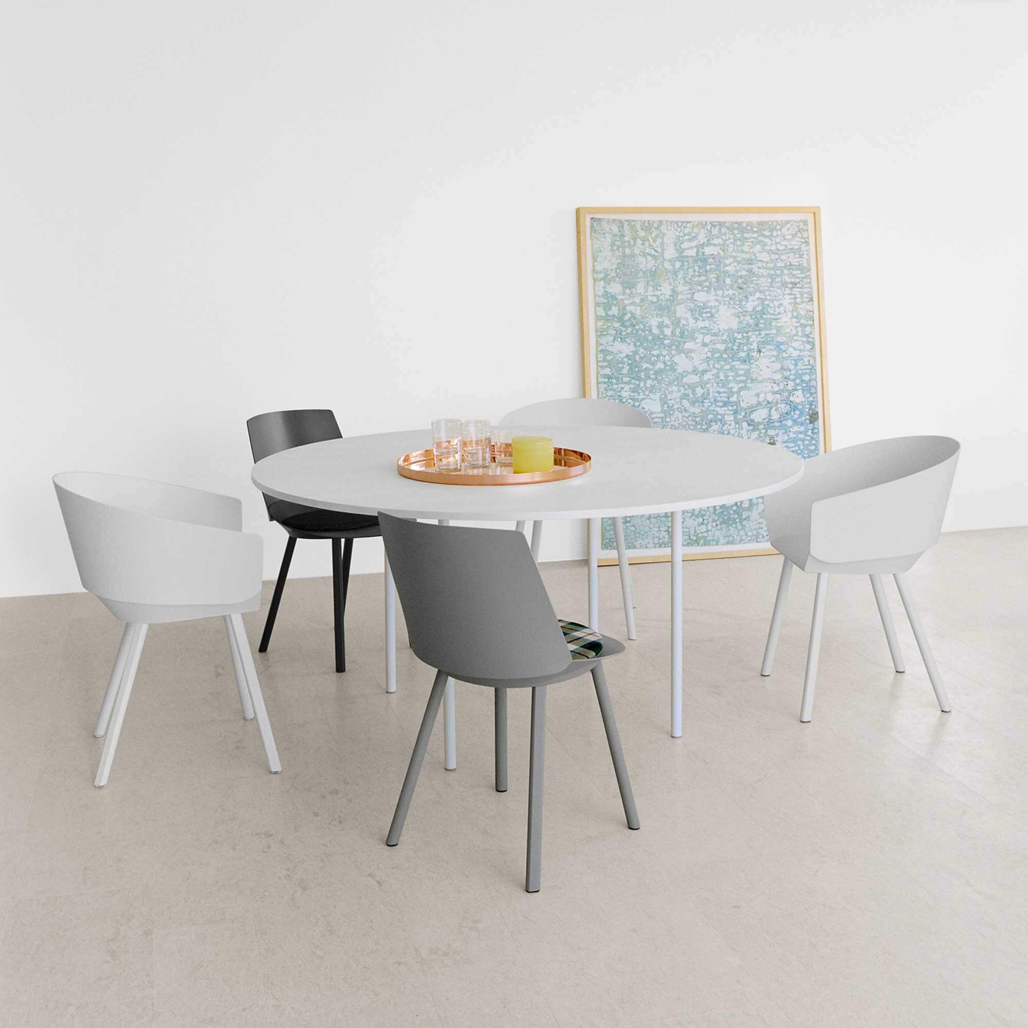 TA14 Anton Tisch rund