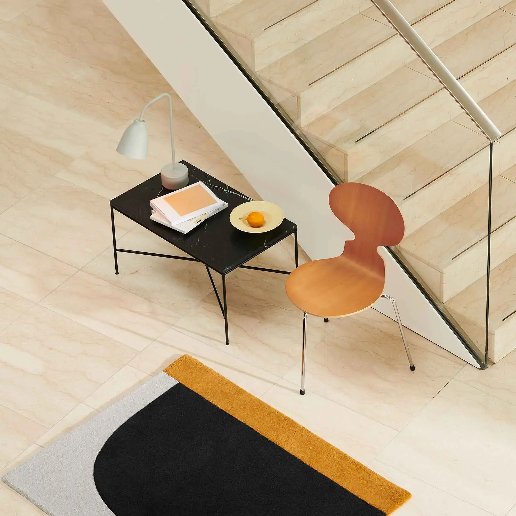 3101 Ameise Stuhl farbig