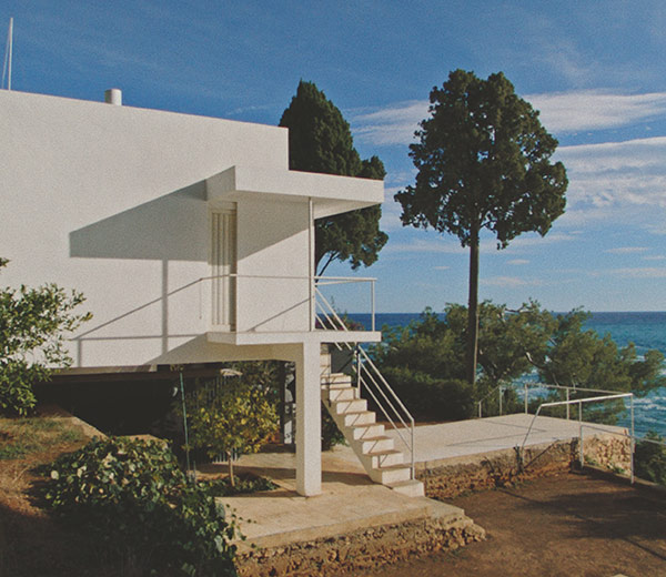 E1027_Still_001_RISE-AND-SHINE-CINEMA