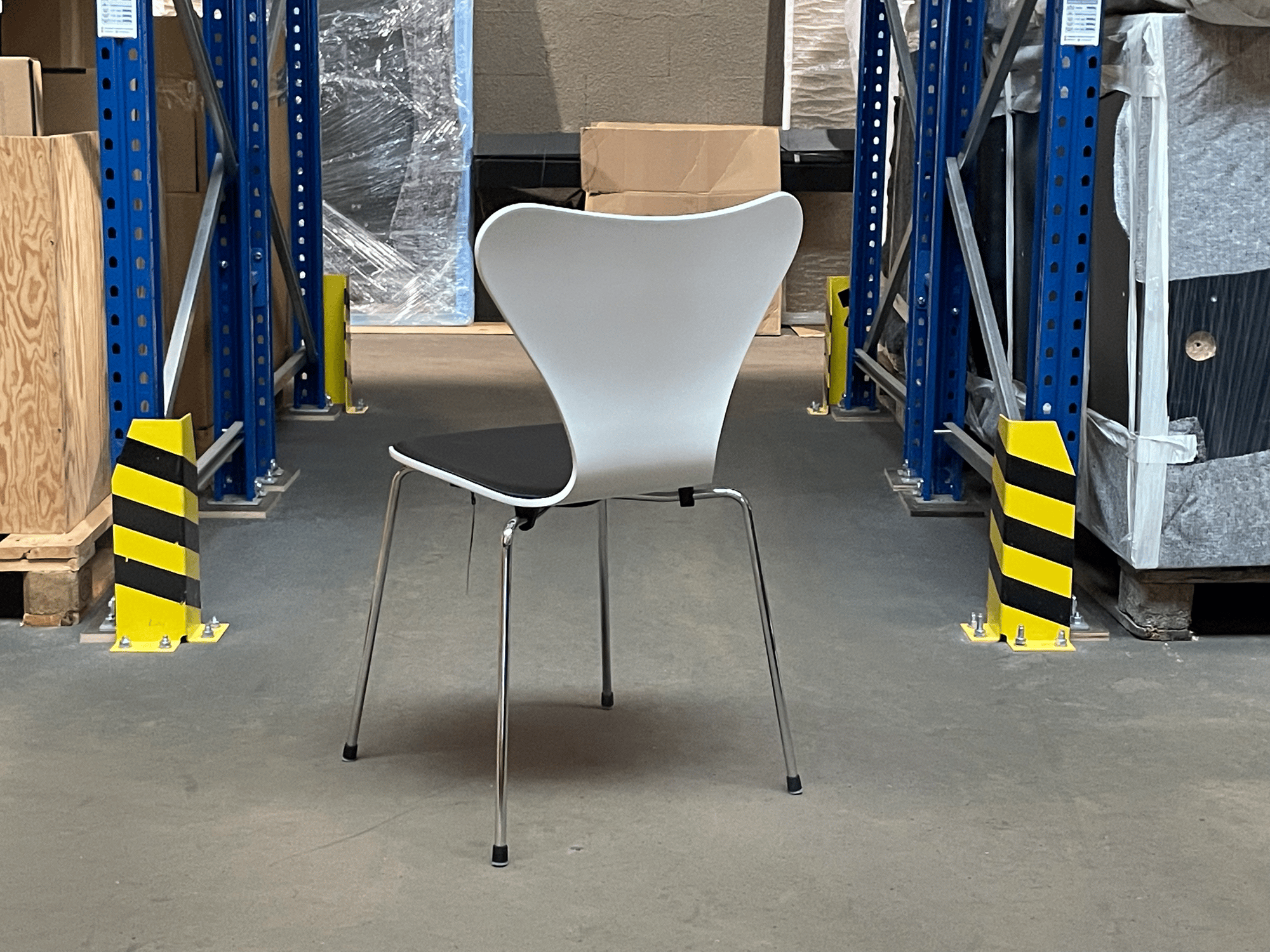 3107 2 Stühle im Set