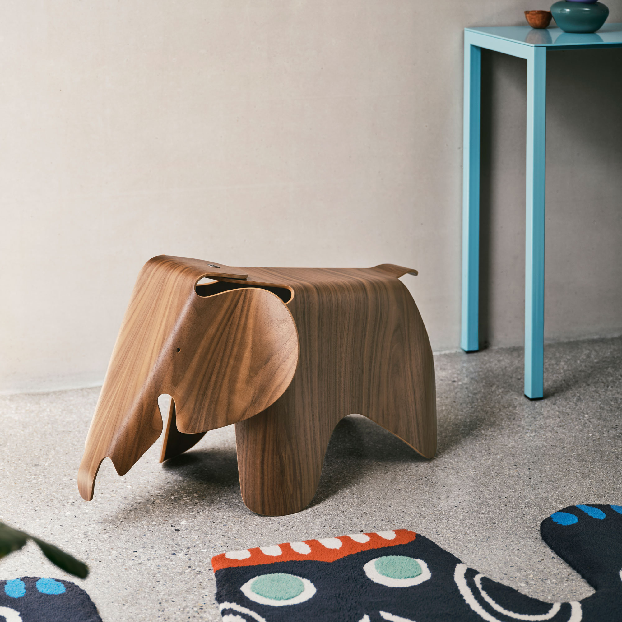 Eames Elephant plywood