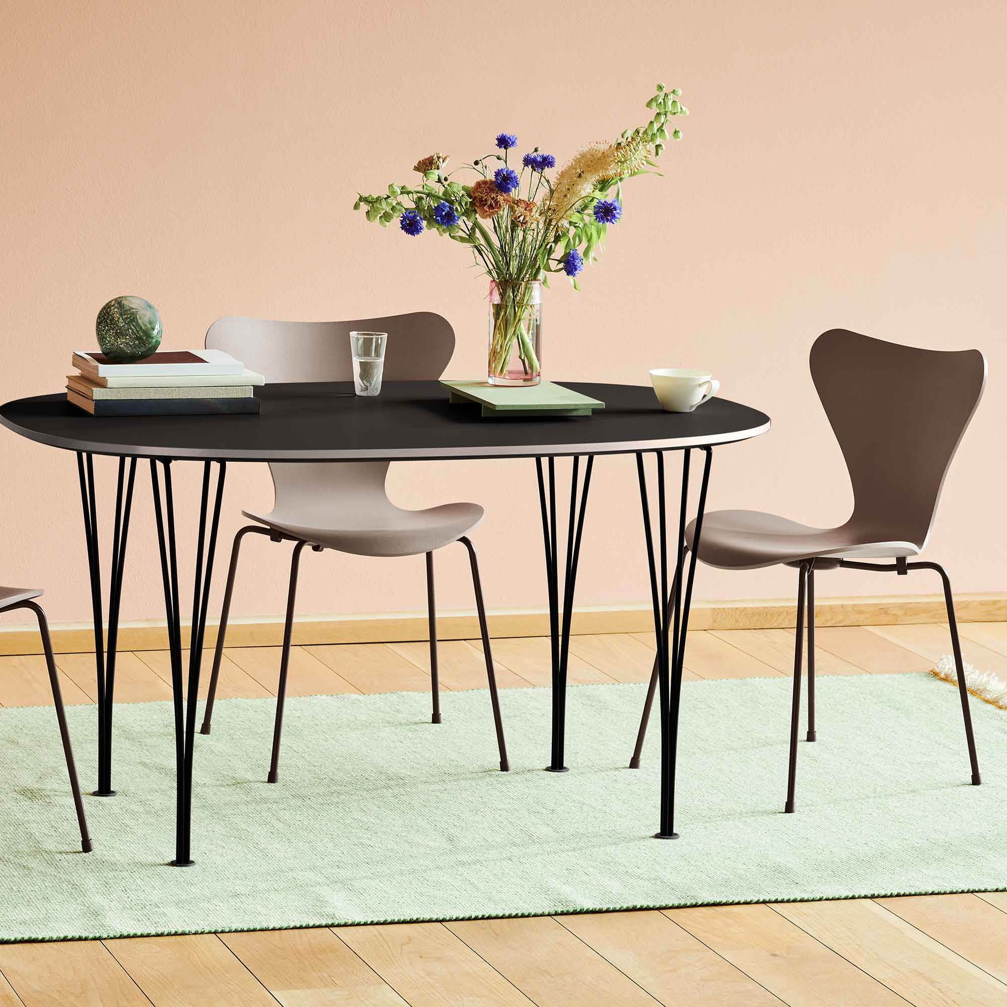 3107 Serie 7 Stuhl farbig