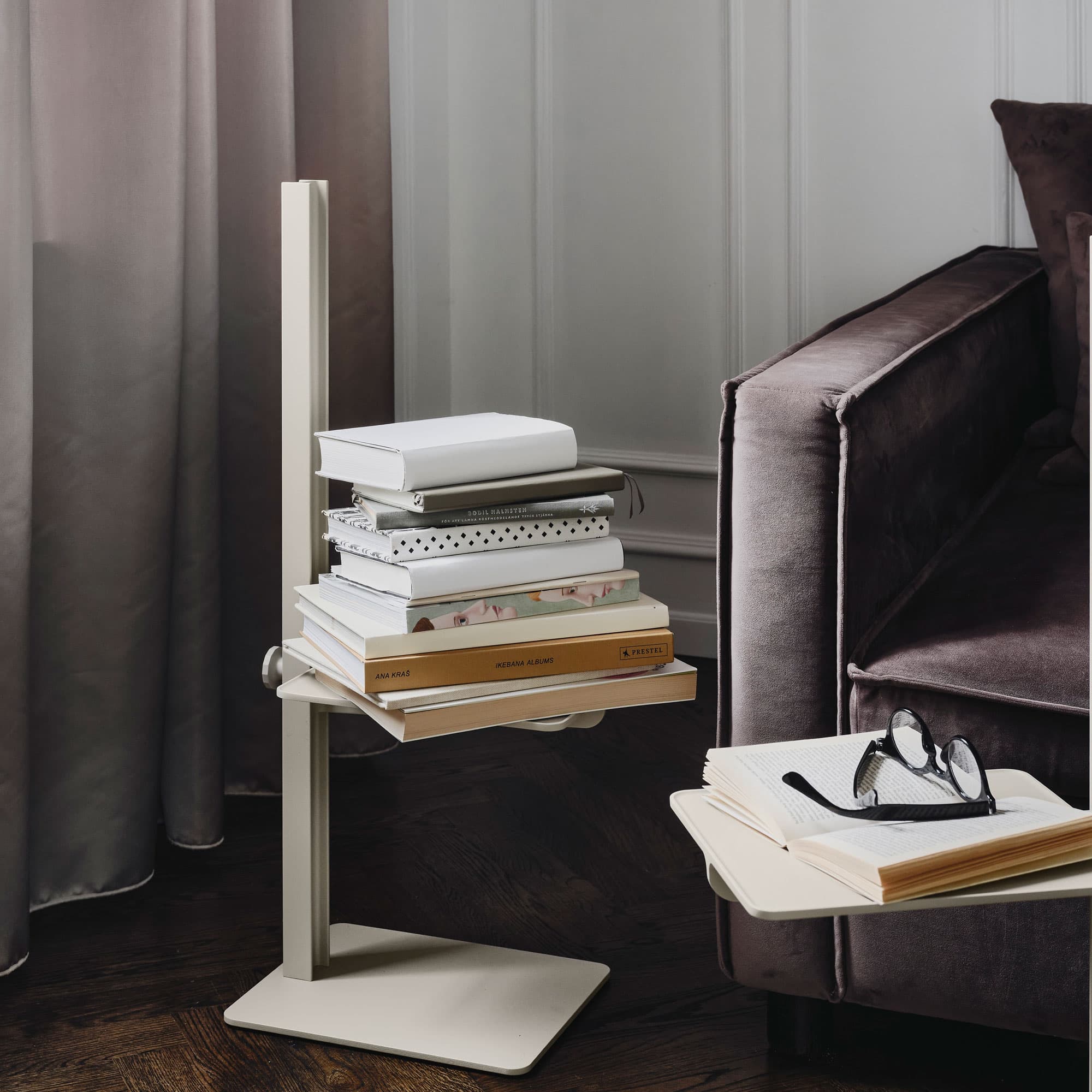 Museum Sidetable Beistelltisch