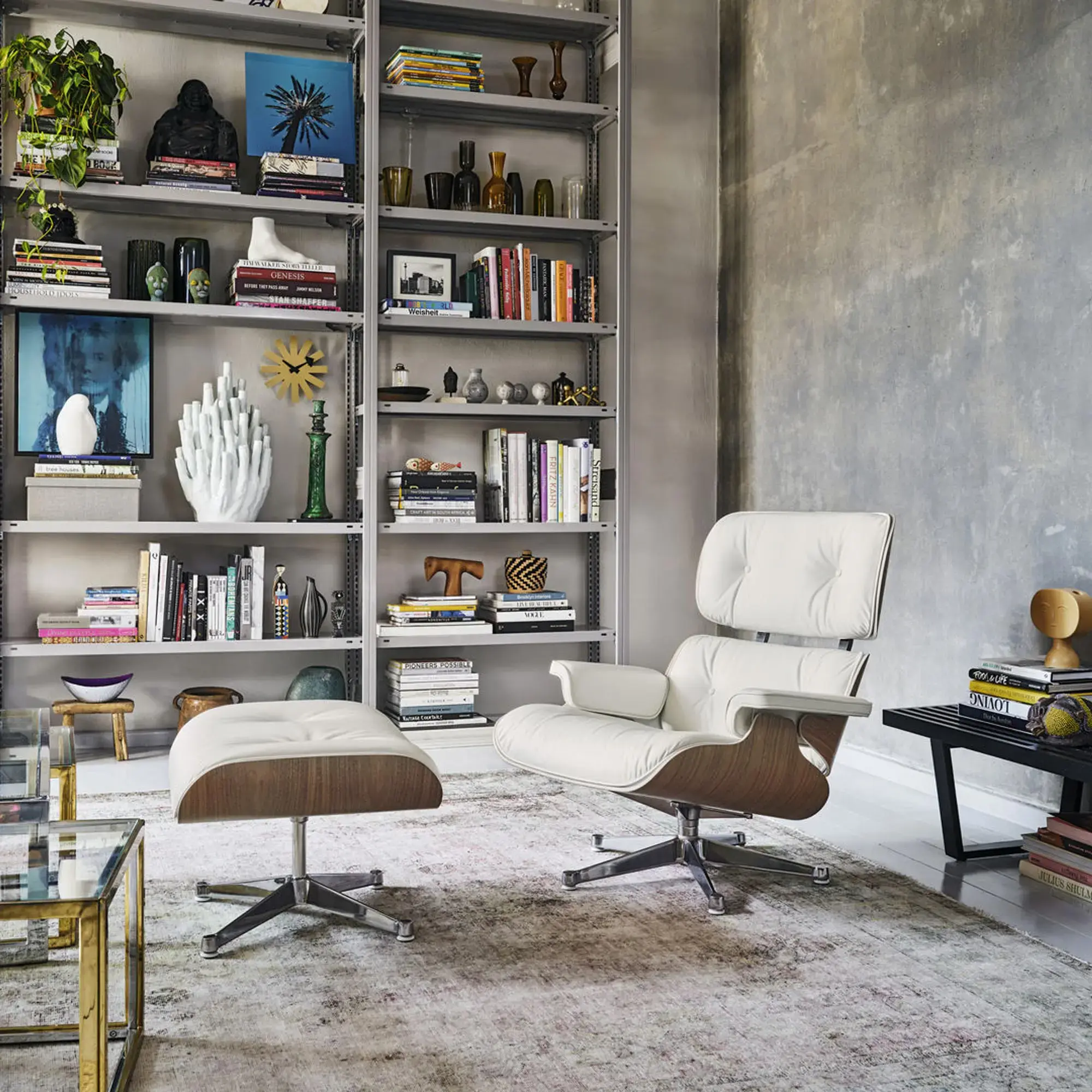 Lounge Chair & Ottoman - auslaufende Furniere