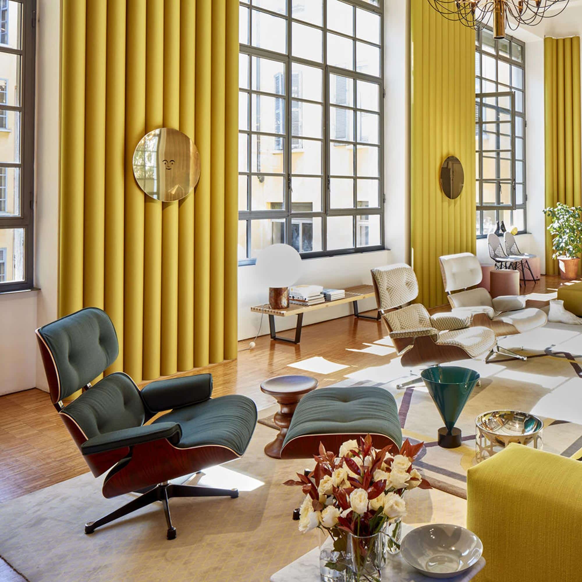 Lounge Chair & Ottoman - auslaufende Furniere