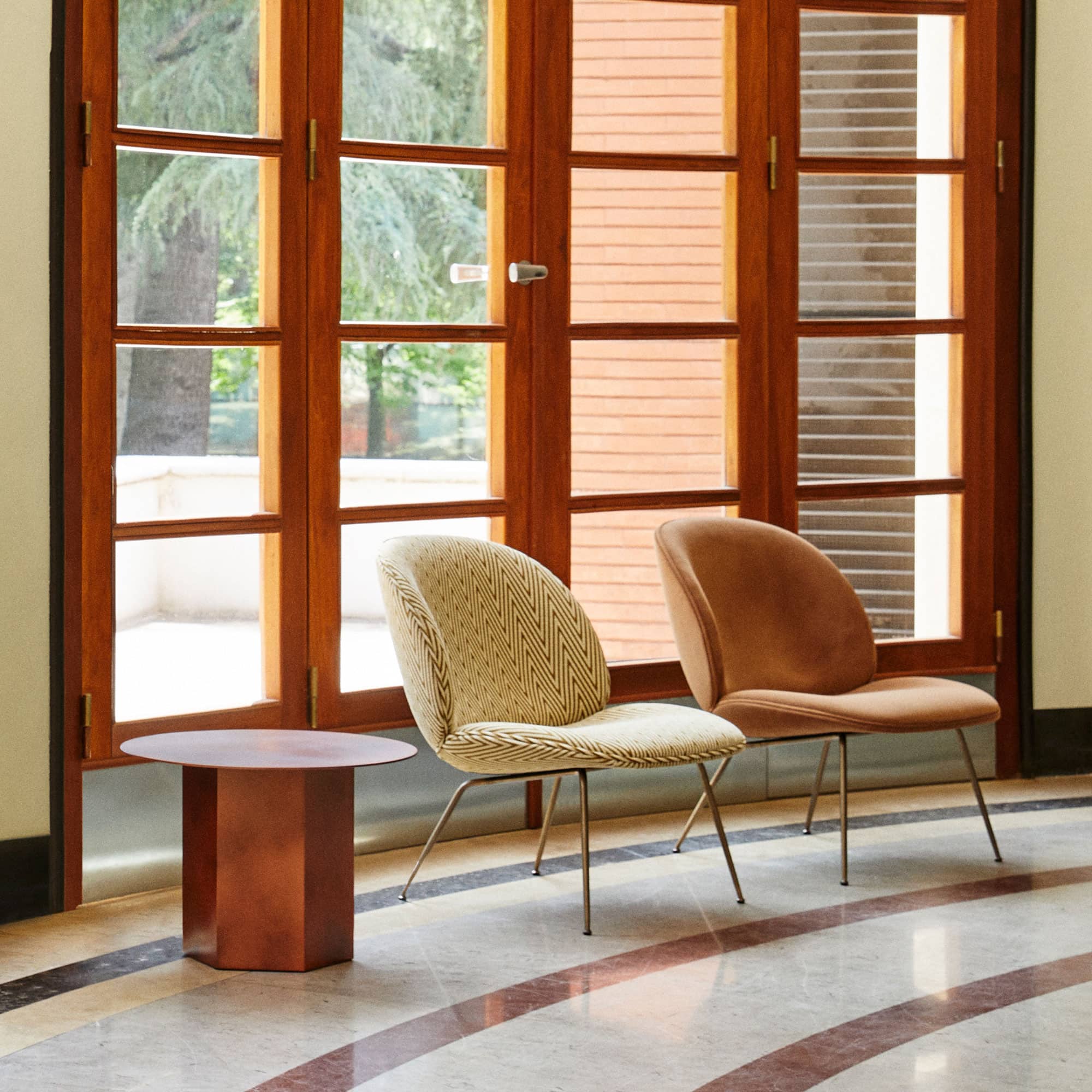 Epic Coffee Table Metal Beistelltisch