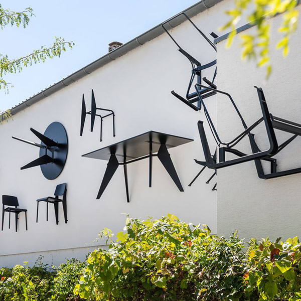 6531750_Vitra-Place-Prouve-Teil-02_0003_v_fullbleed_1440x