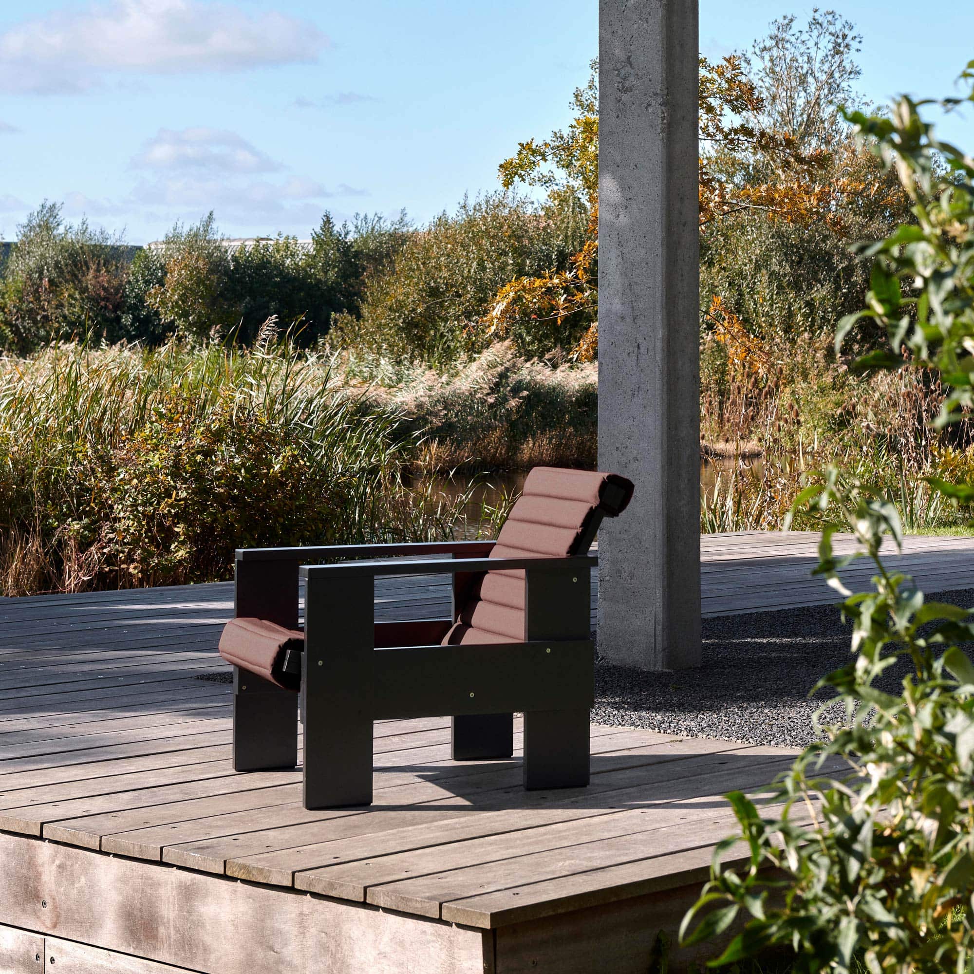 Crate Lounge Chair Sessel