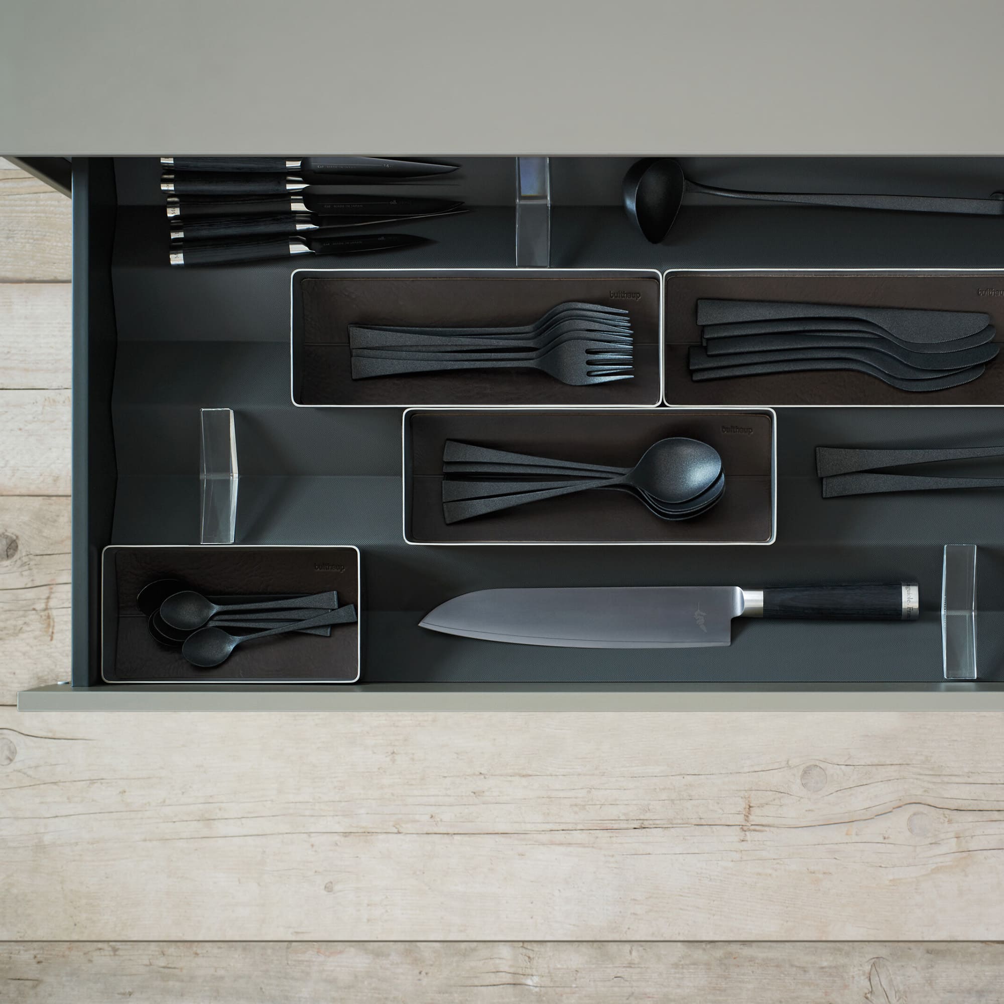 Utensilien-Schale für funktionale Prismen