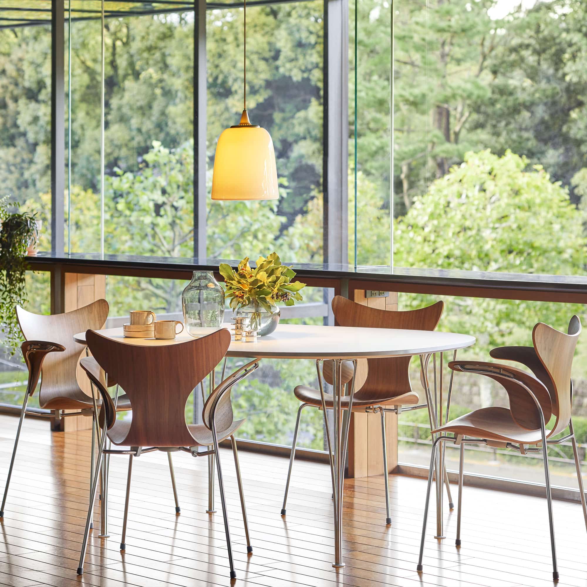 3208 Lily Armlehnstuhl