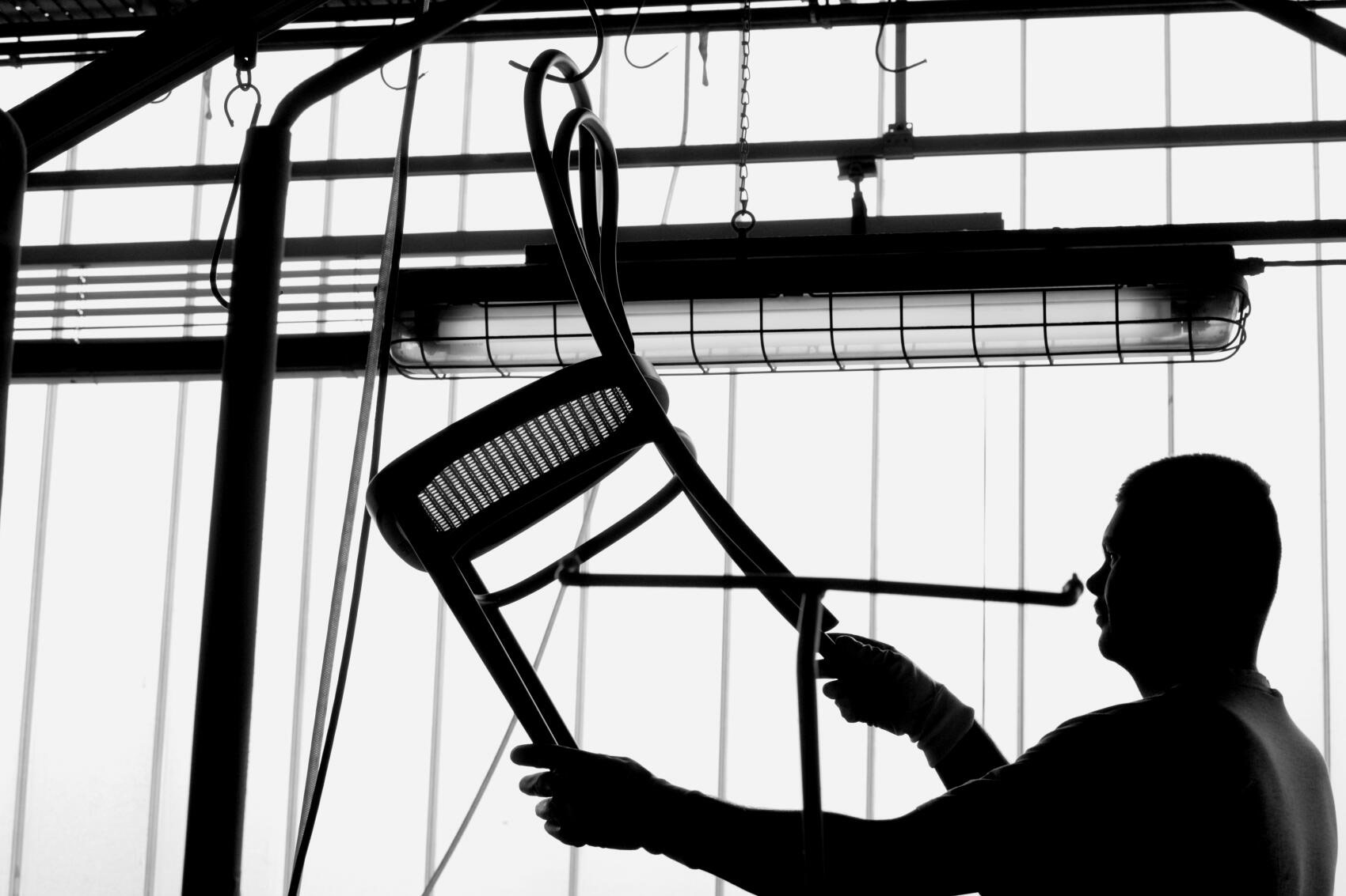 Der Thonet Stuhl 214 in der Fabrik von Thonet