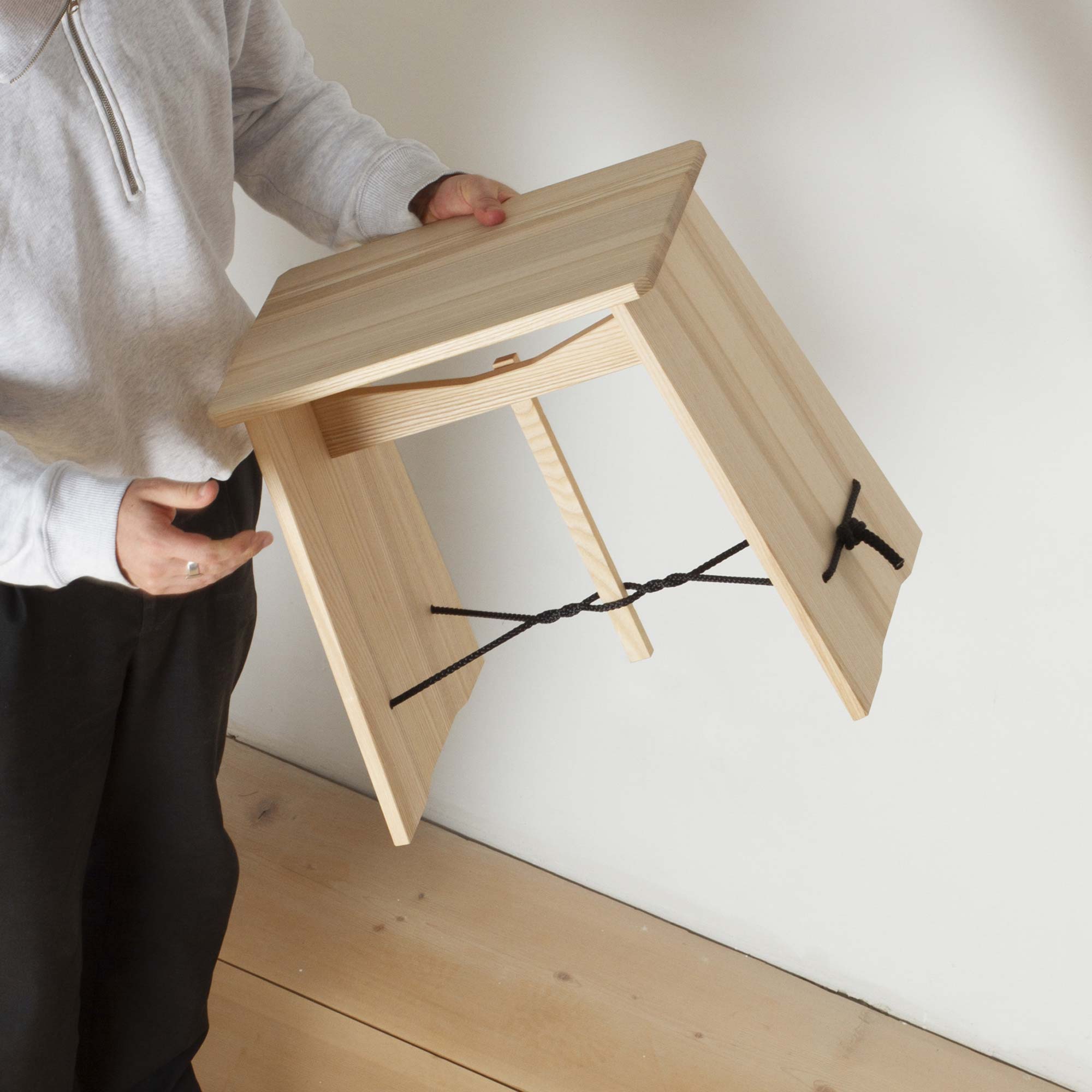 Strammer Max Hocker