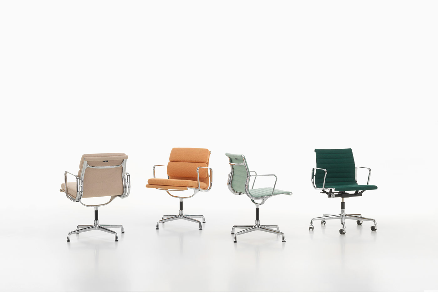 6844647_Aluminium-and-Soft-Pad-Chairs---Group_master