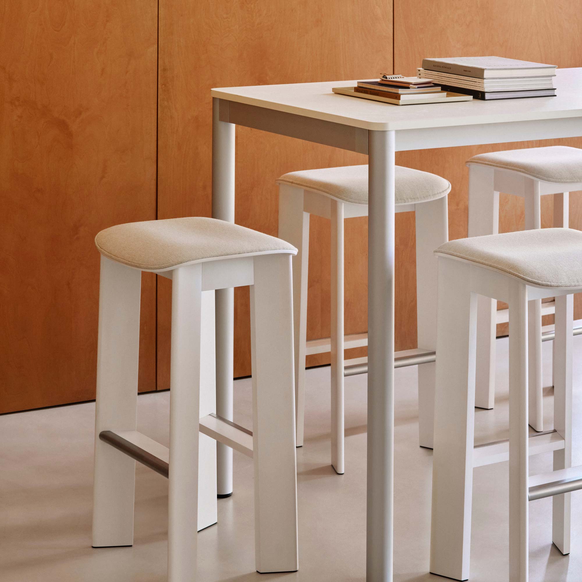 Chisel 30 Bar Stool Low Barhocker