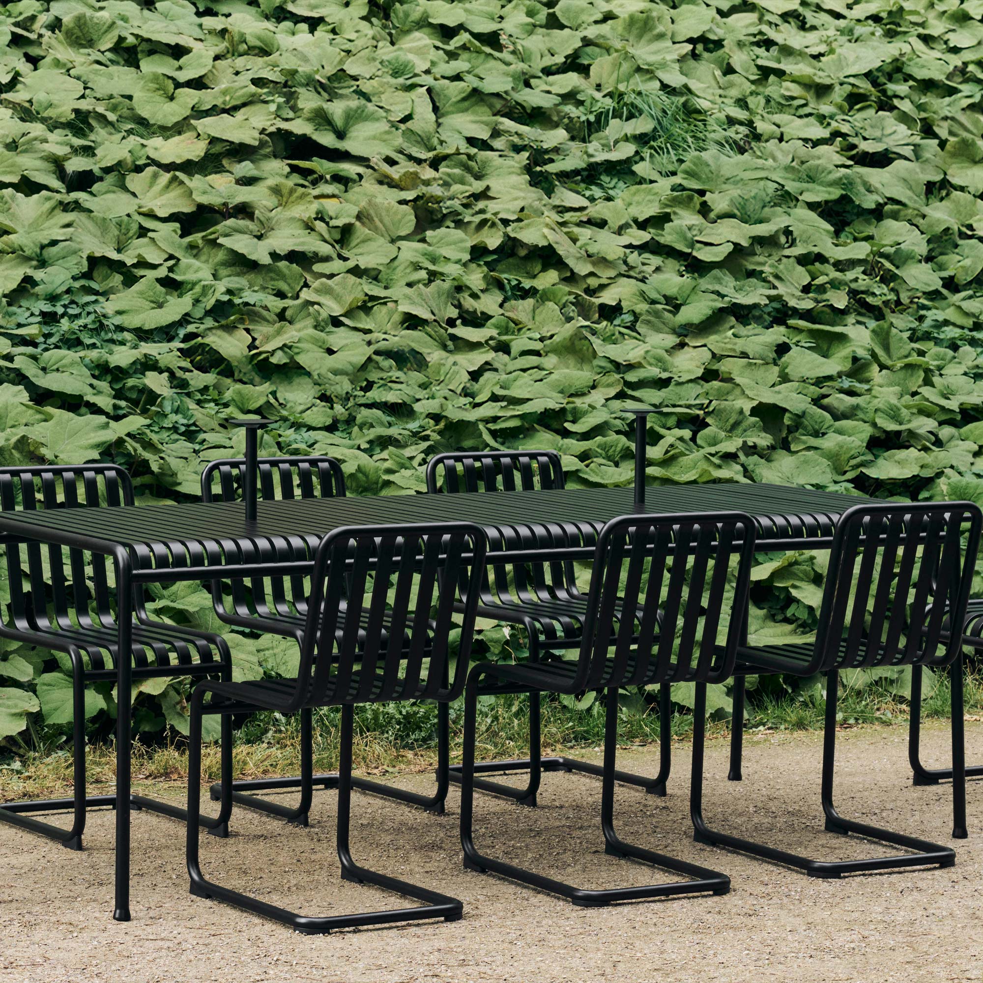 Palissade Cantilever Chair Stuhl