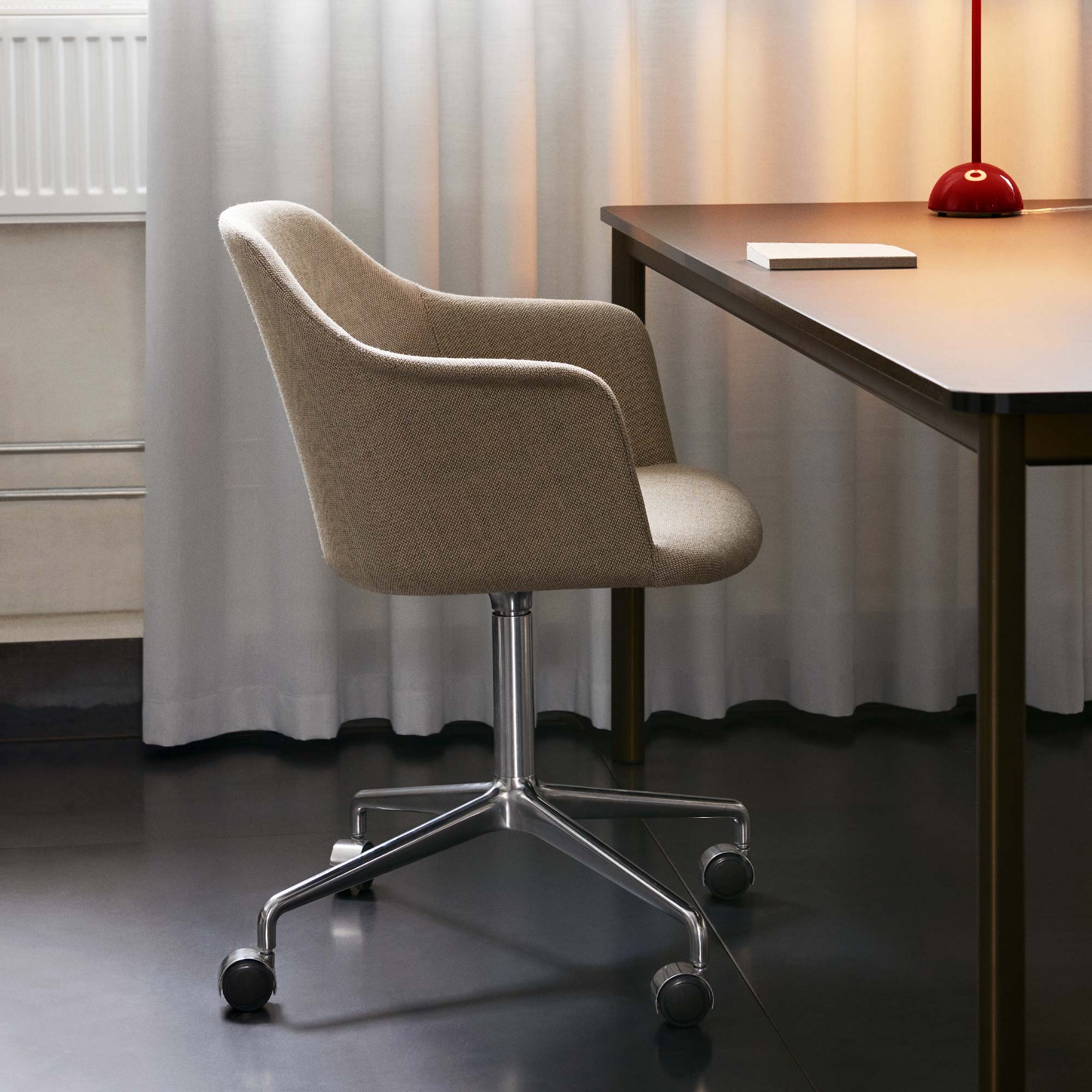 Drip HW59 Tisch
