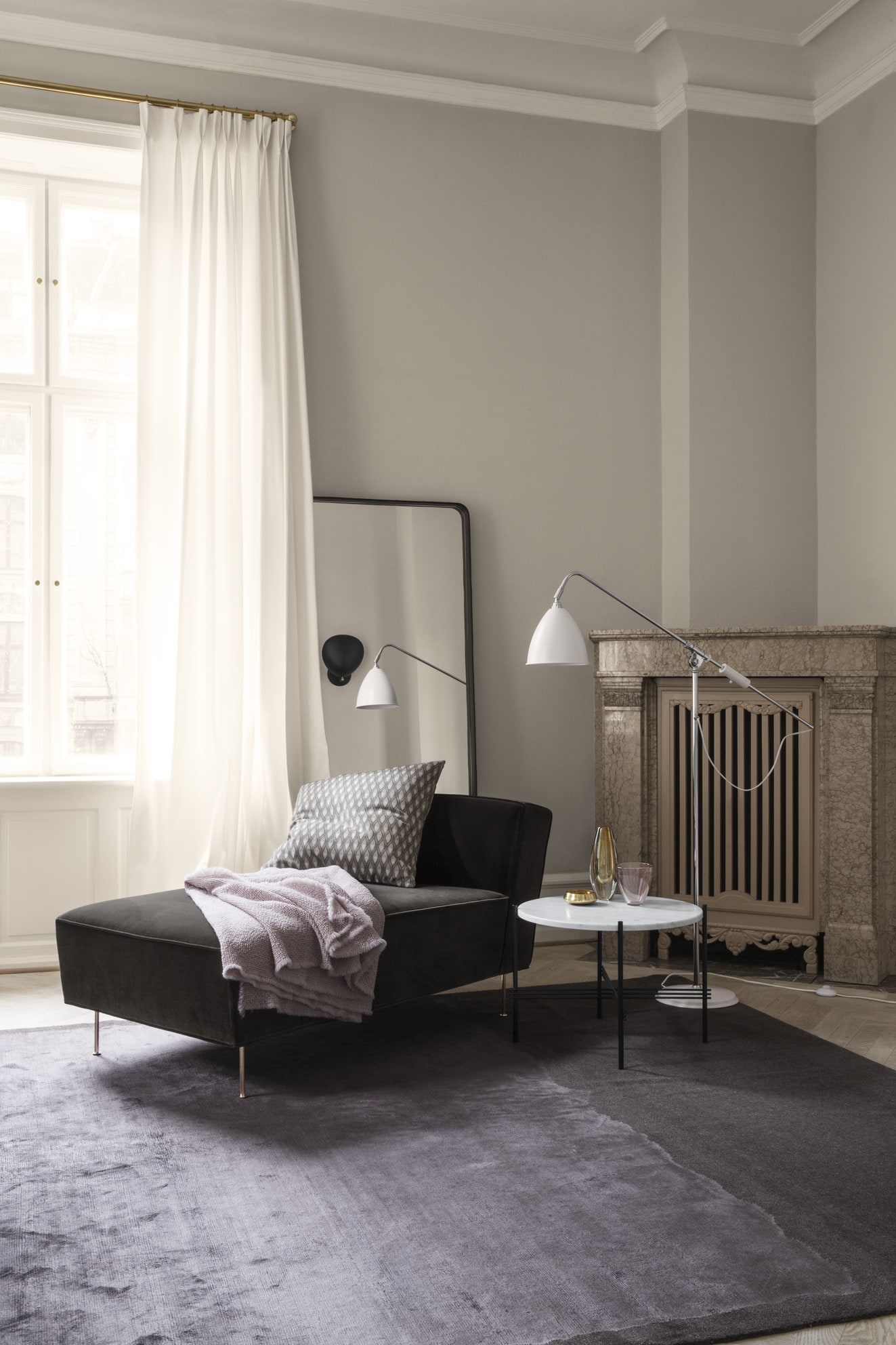 TS Travertine Beistelltisch