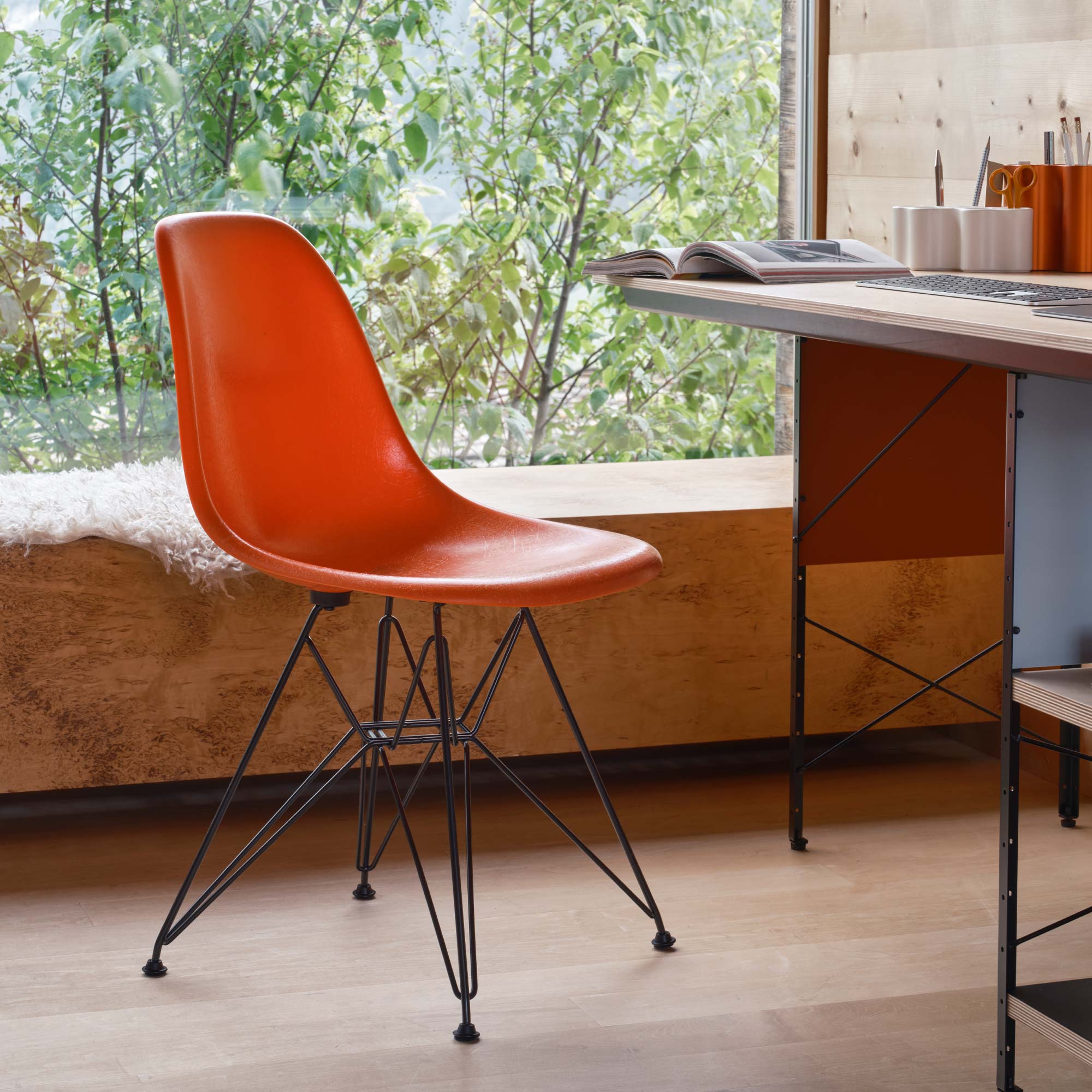 EDU - Eames Desk Unit Schreibtisch