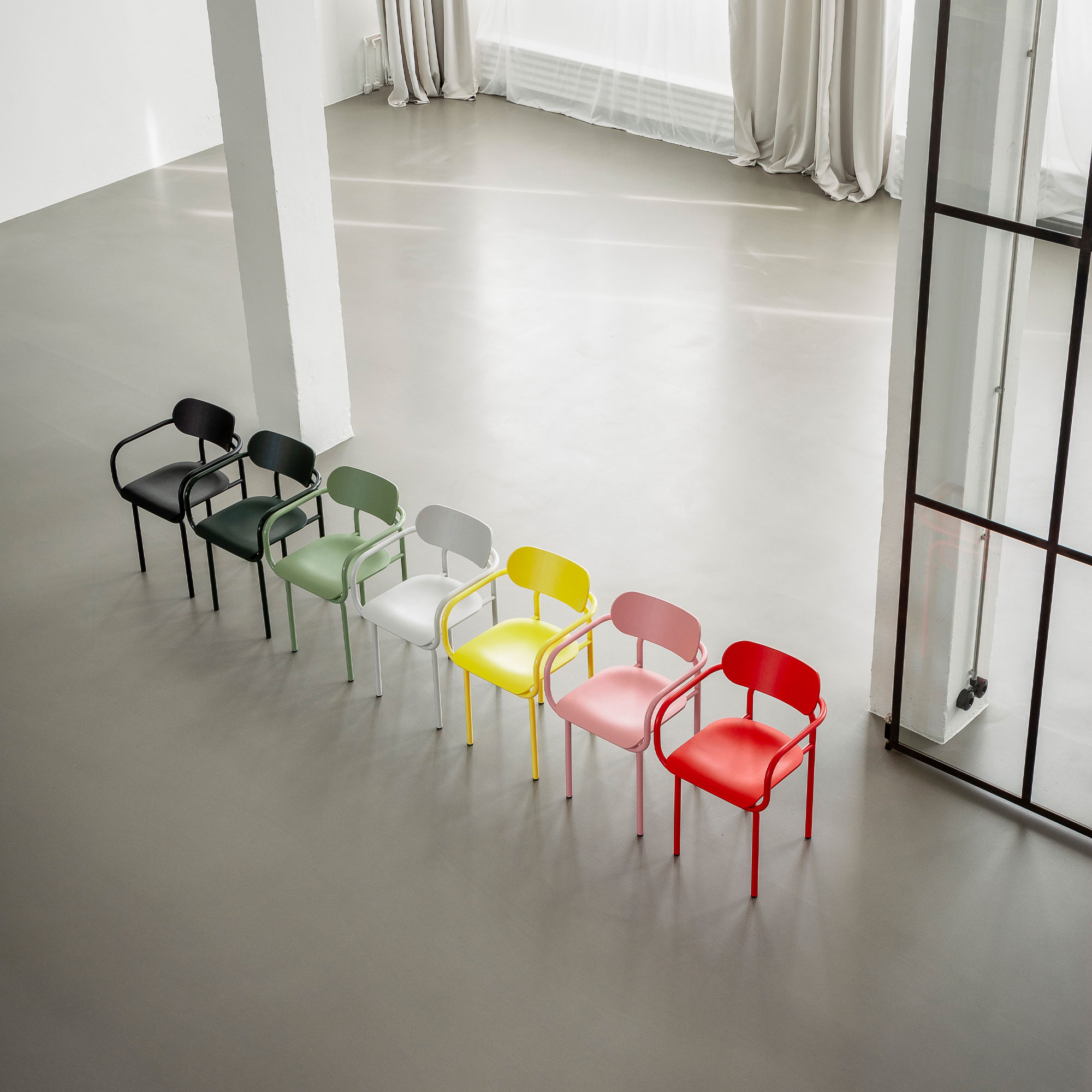 DOUBLE U Arm Chair Armlehnstuhl