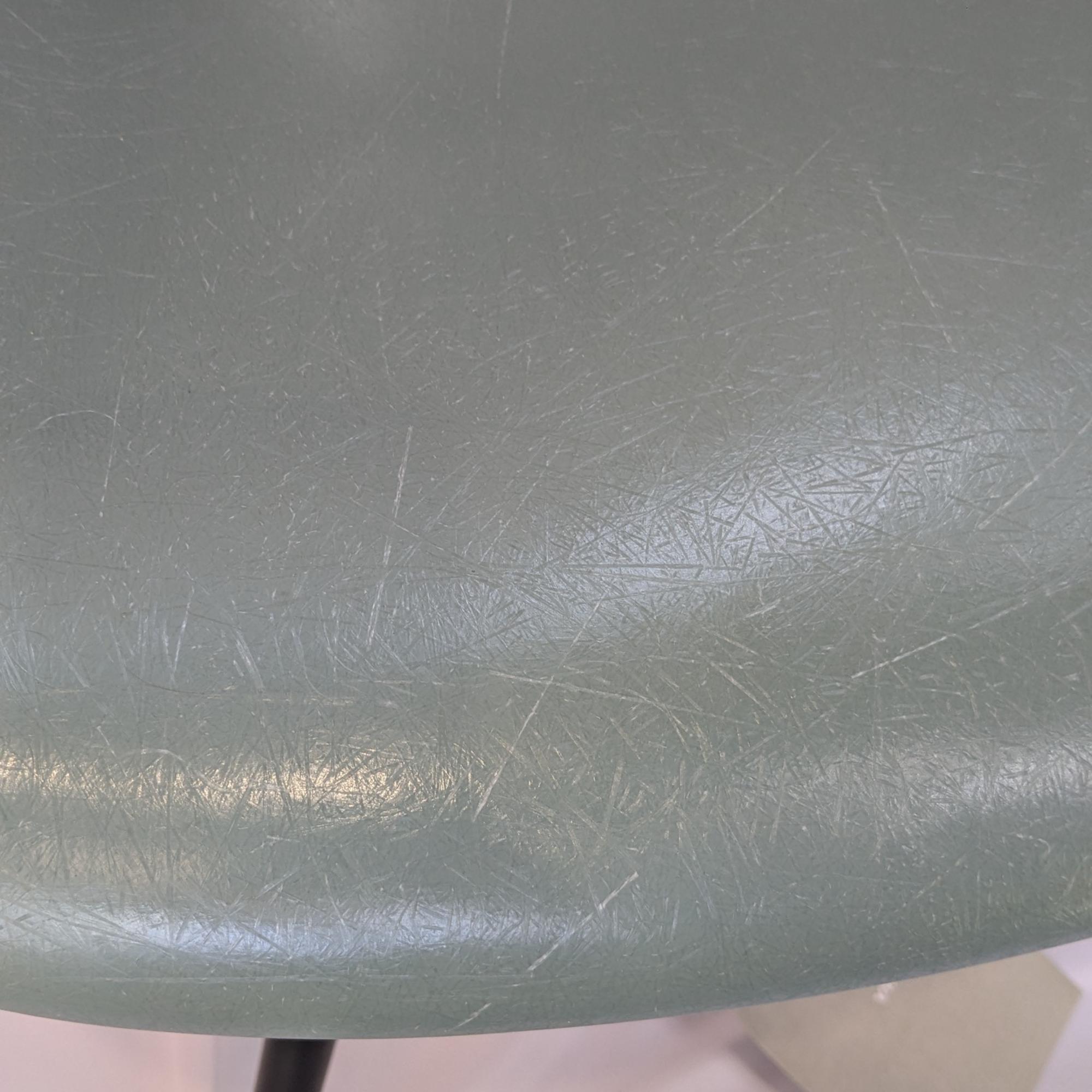 DAW Fiberglass Armchair, Sea Foam green