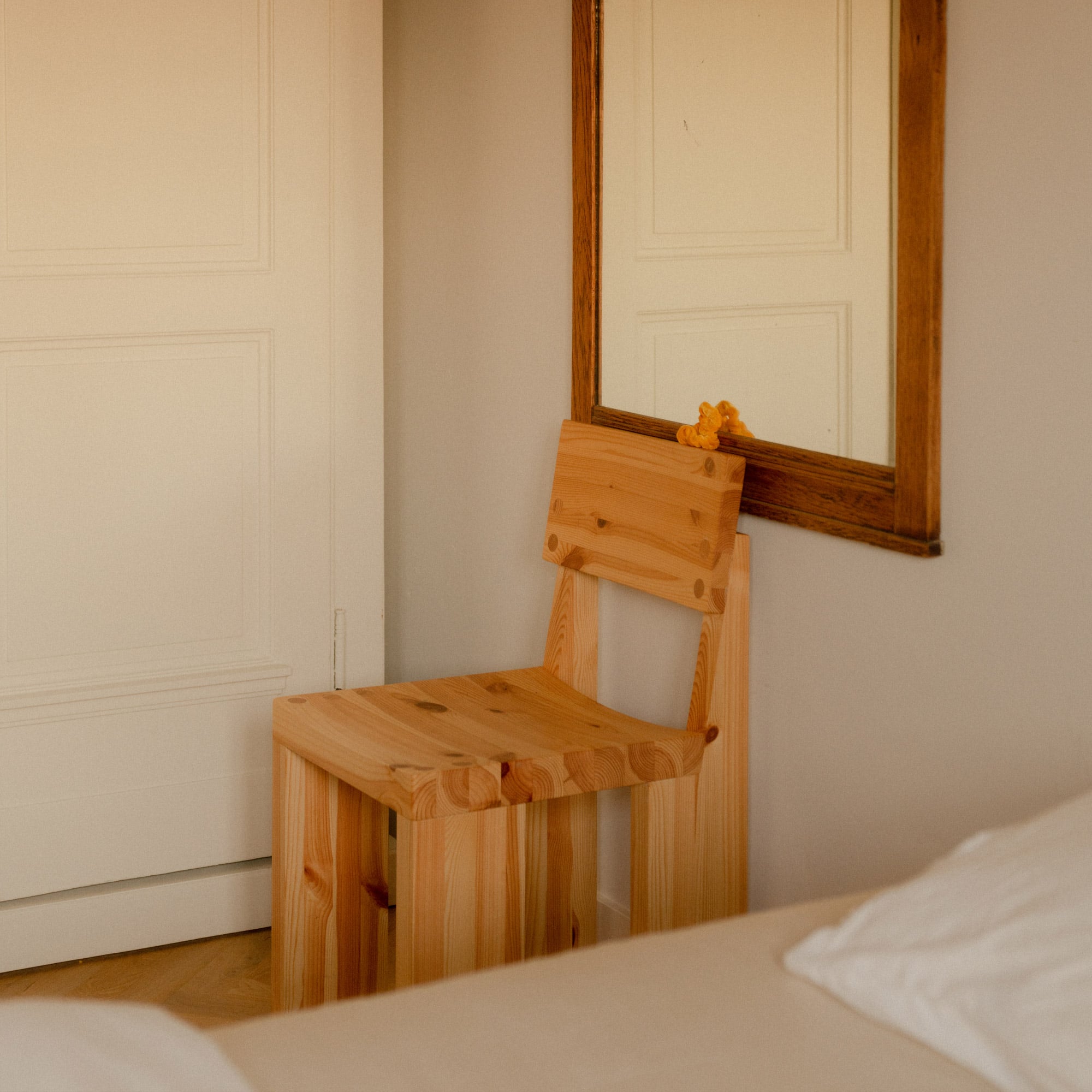 001 Dining Chair Stuhl