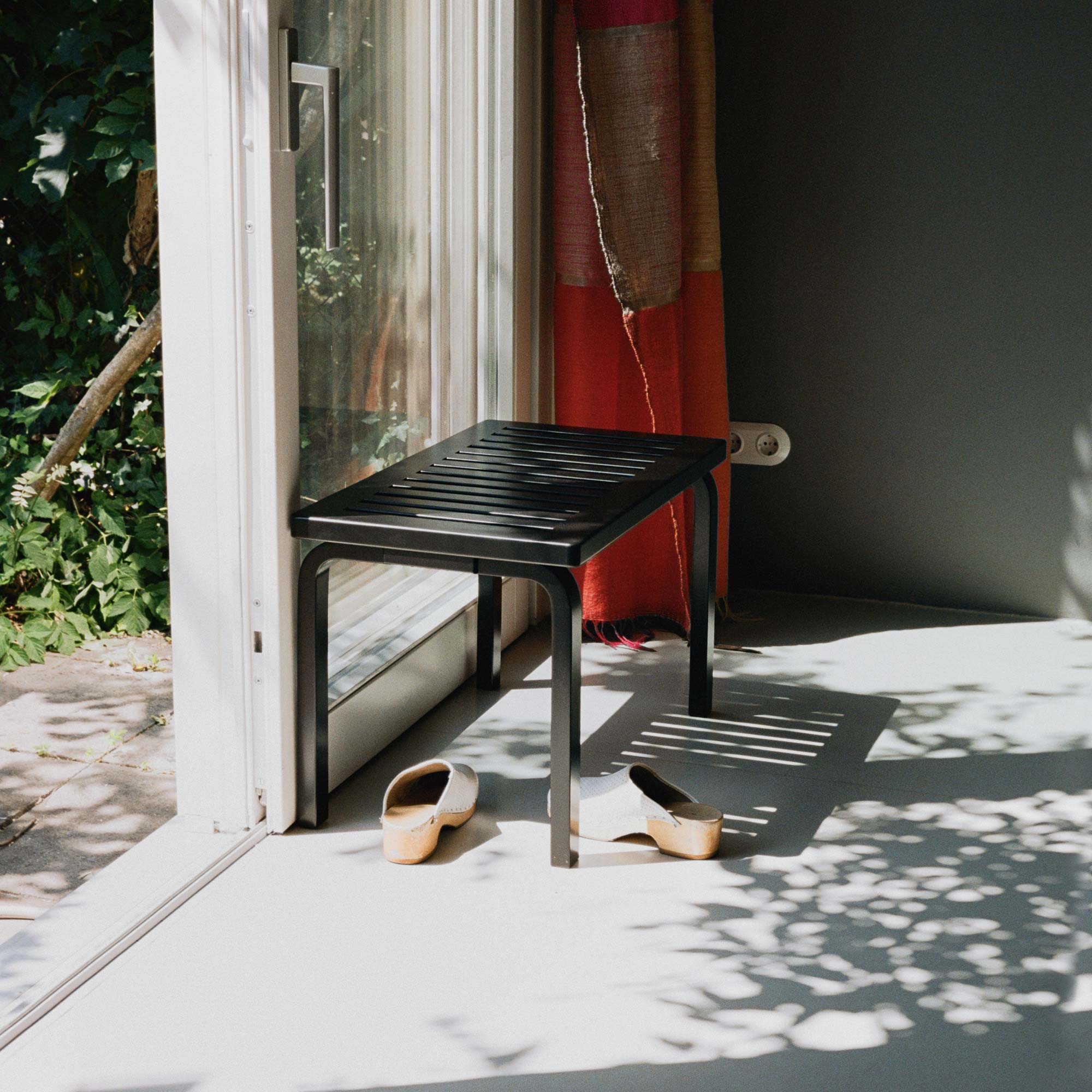 Bench 153B Bank