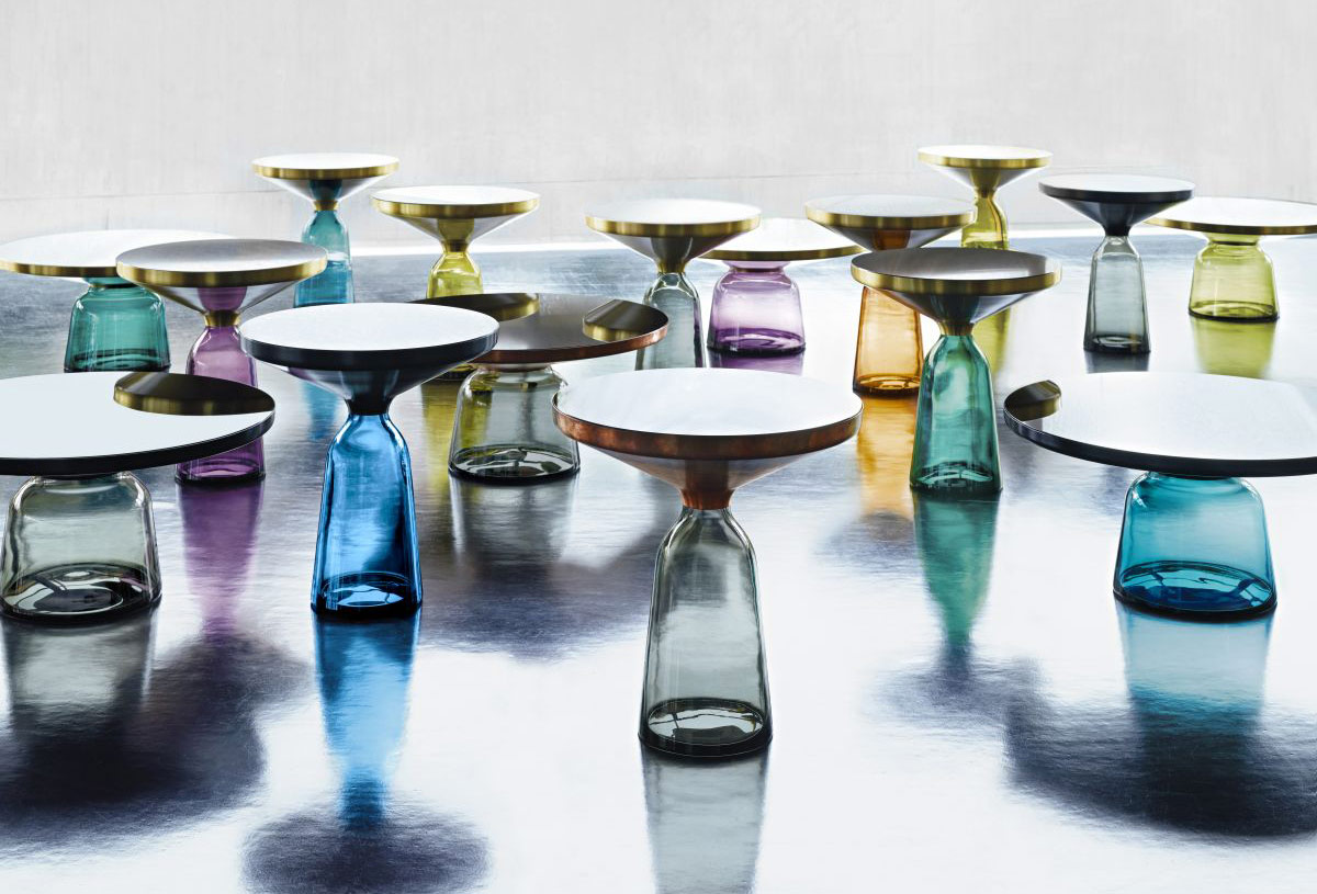 ClassiCon-bell-table-amber-orange-montana-blue-sapphire-blue-bell-table-copper-photo-seelen