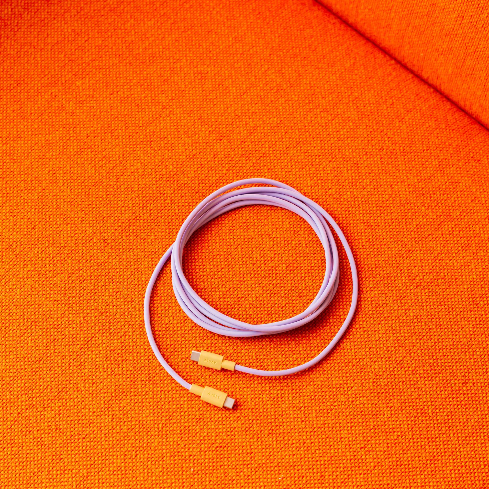Cable 1 USB-C to USB-C Ladekabel - Bauhaus-Archiv Edition