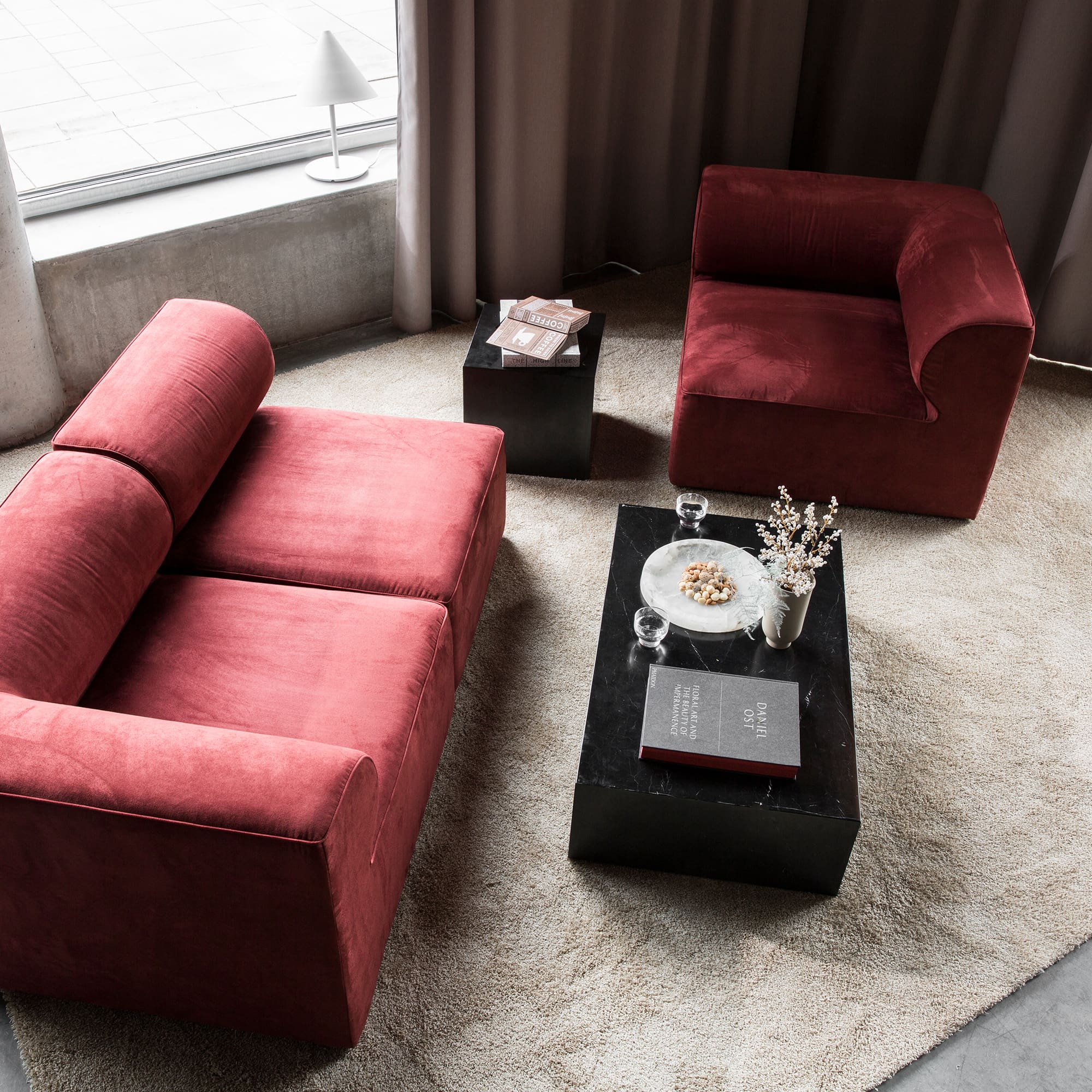 Plinth Beistelltisch