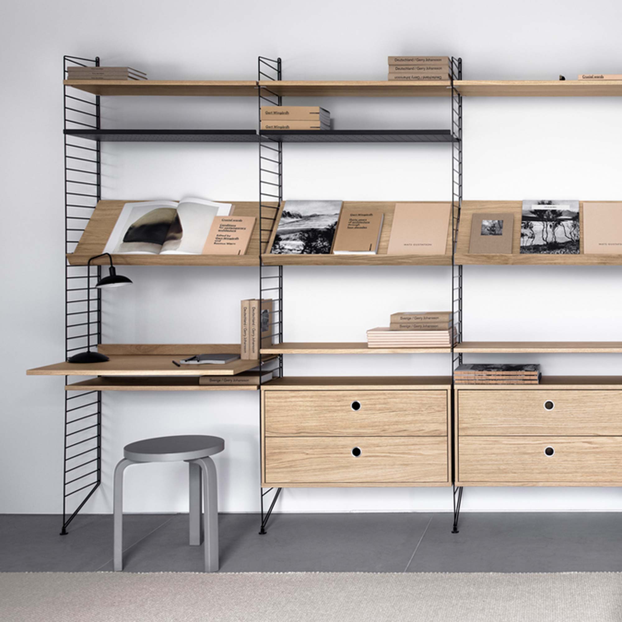 Schrankelement mit zwei Schubladen