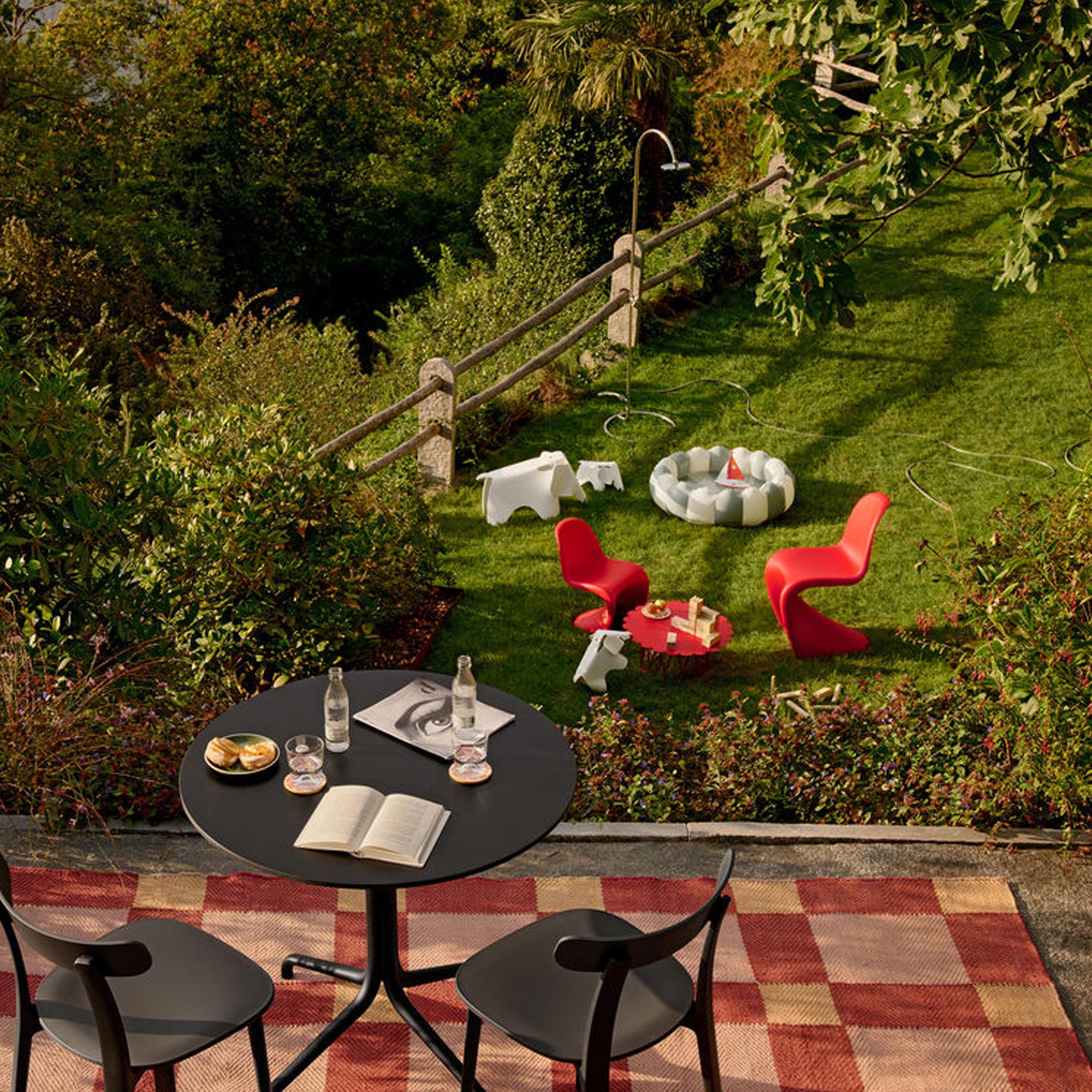 Eames Elephant RE groß