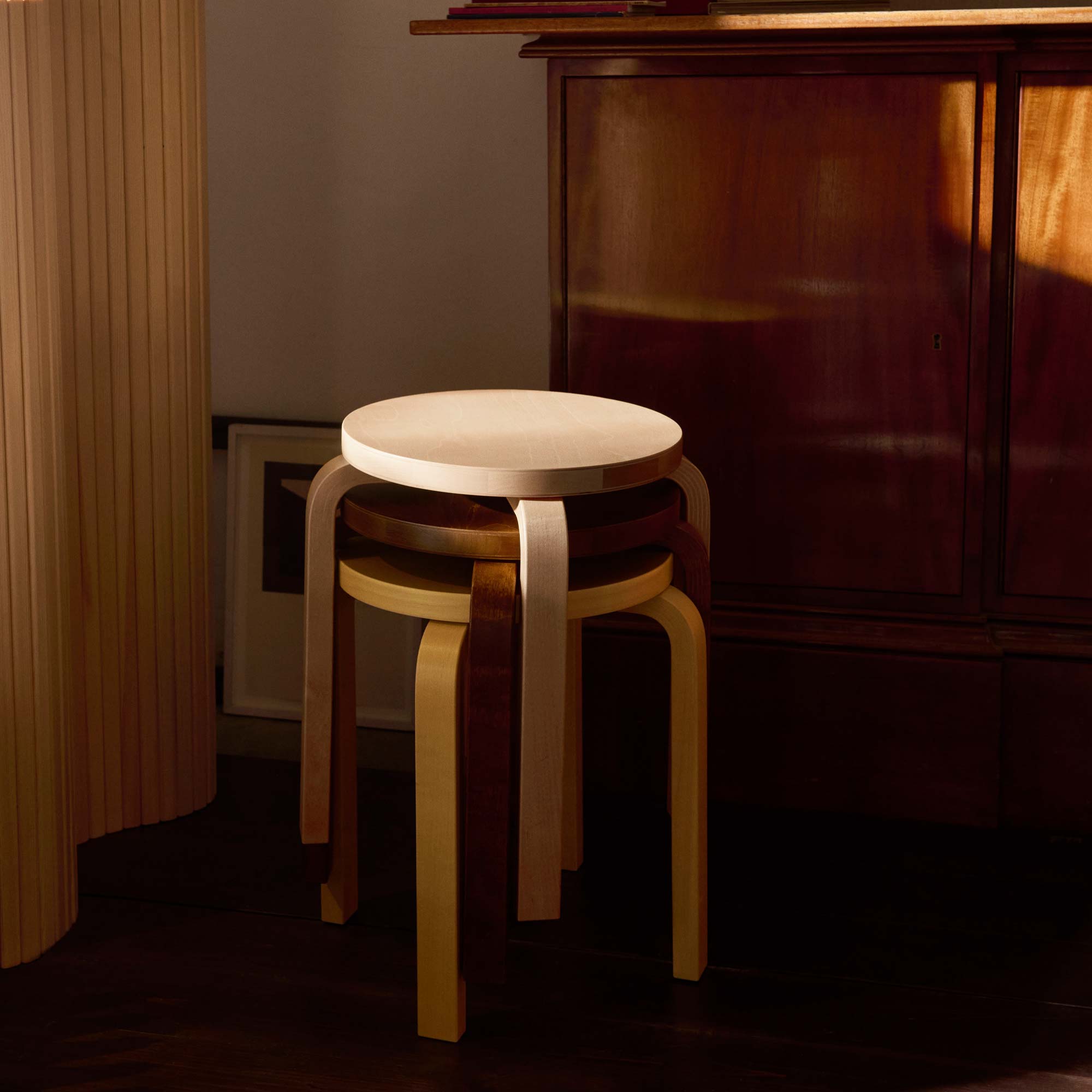 Stool E60 Hocker