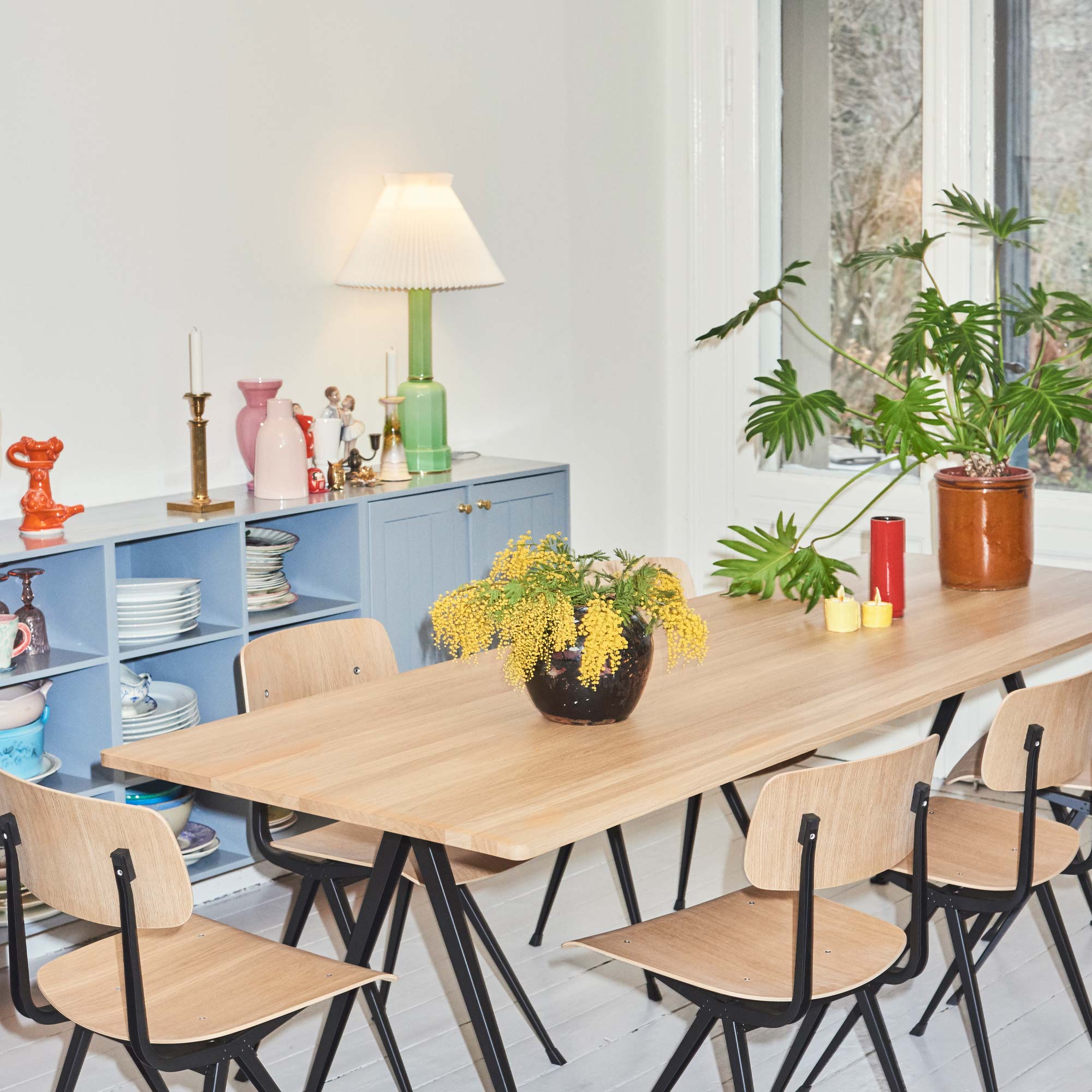 Pyramid 02 Table Tisch