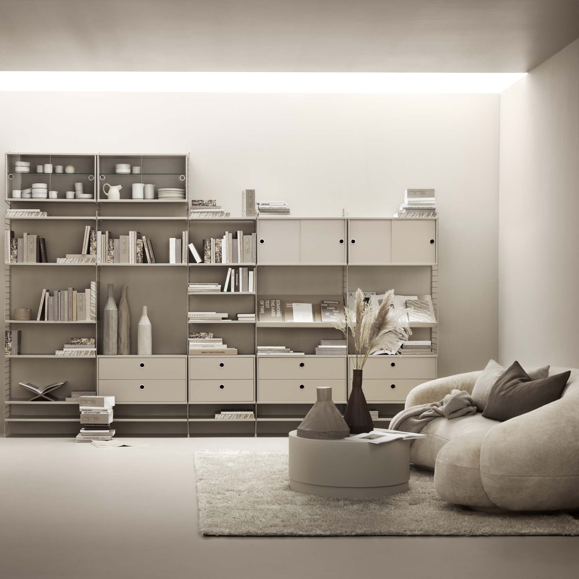 Schrankelement mit zwei Schubladen