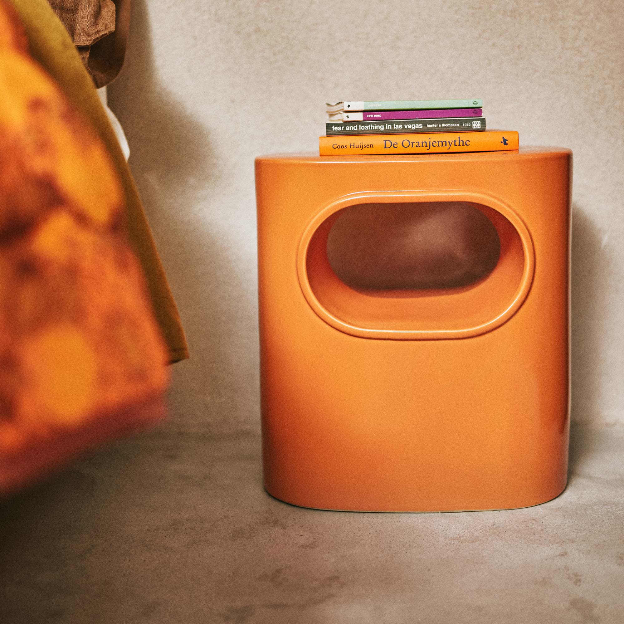 Space Side Table Beistelltisch