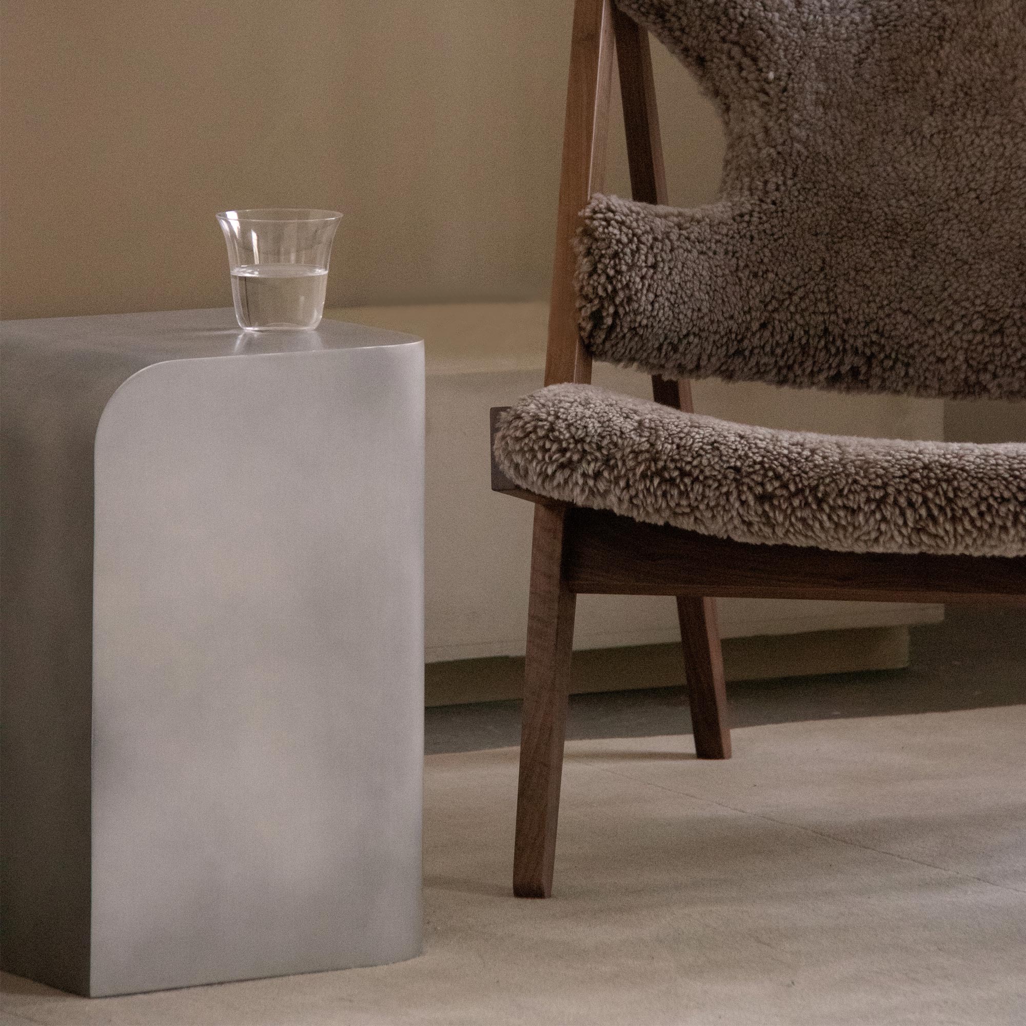 Volume Side Table Beistelltisch