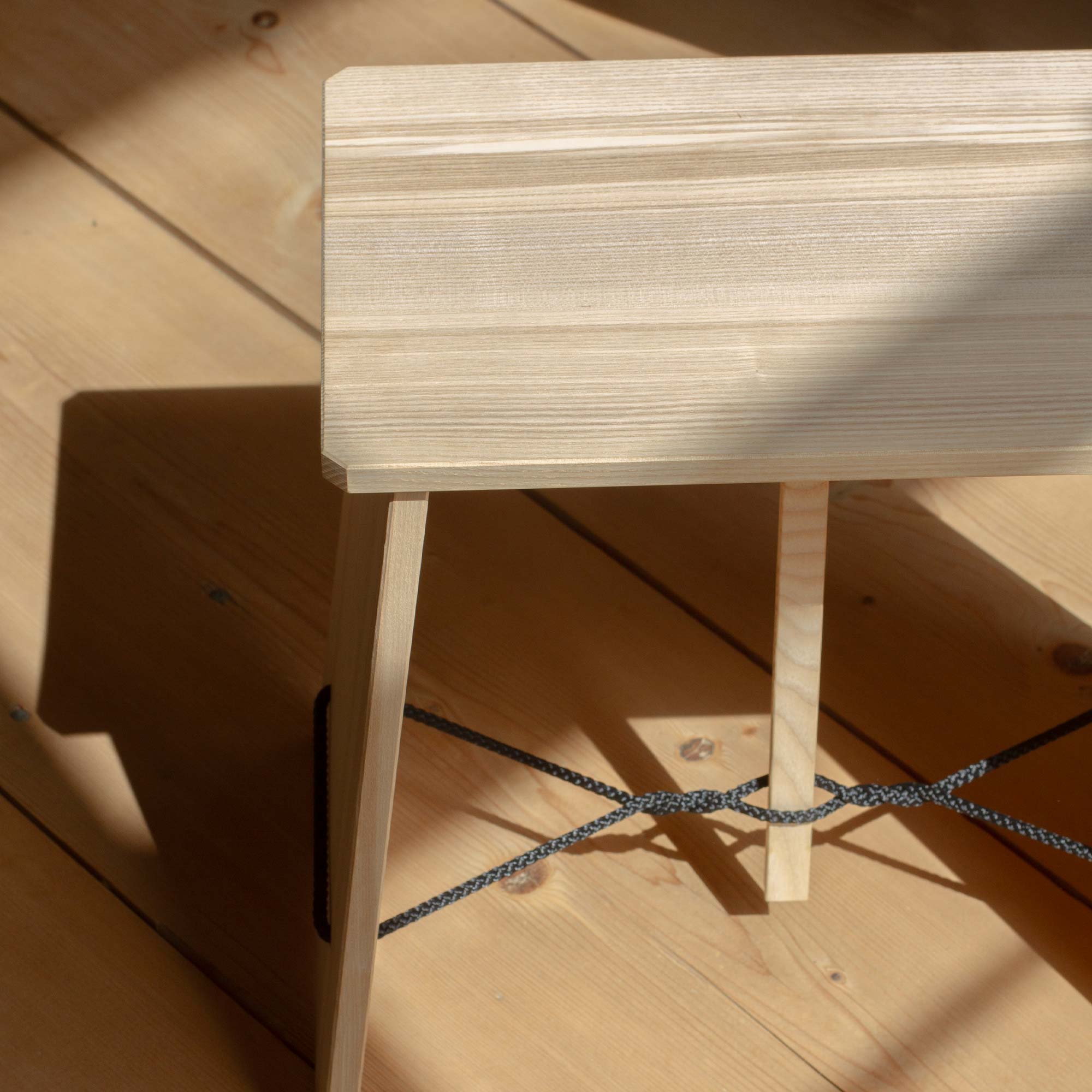 Strammer Max Hocker