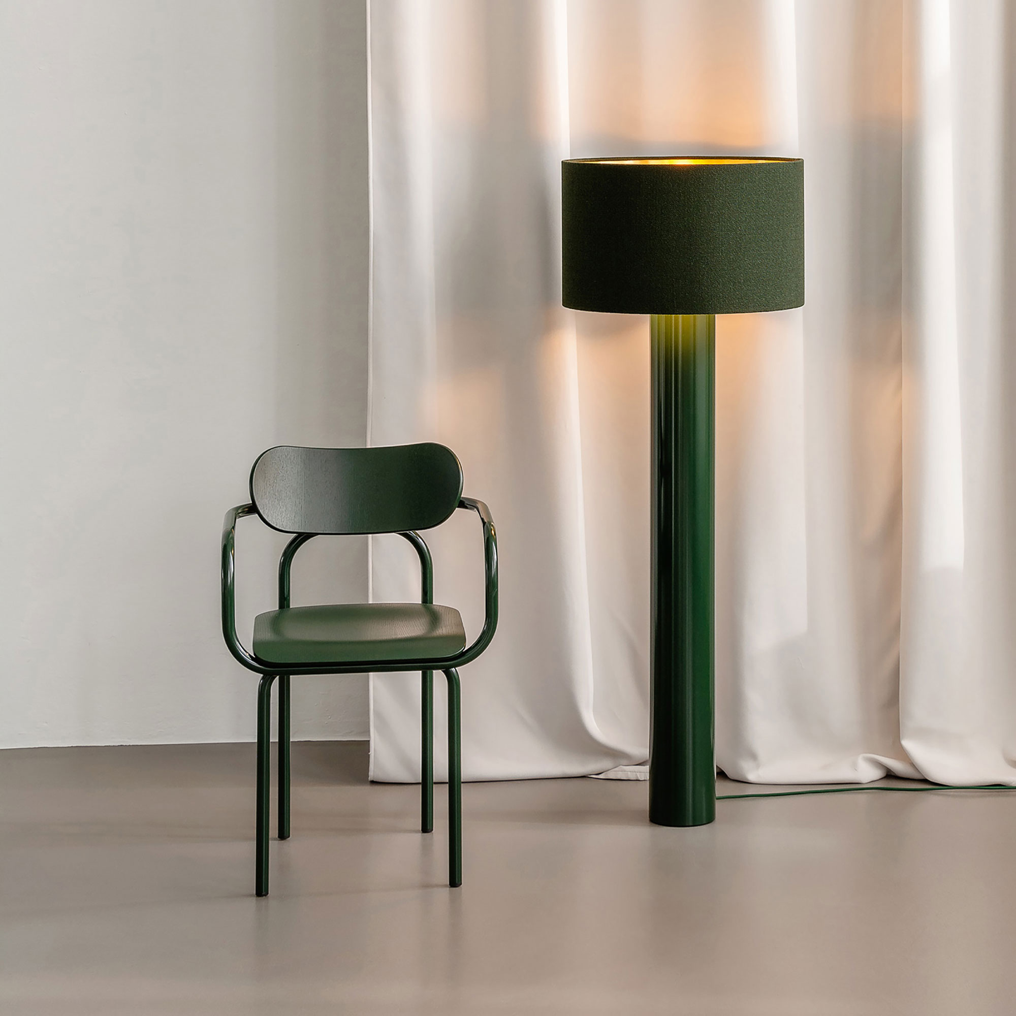 DOUBLE U Arm Chair Armlehnstuhl