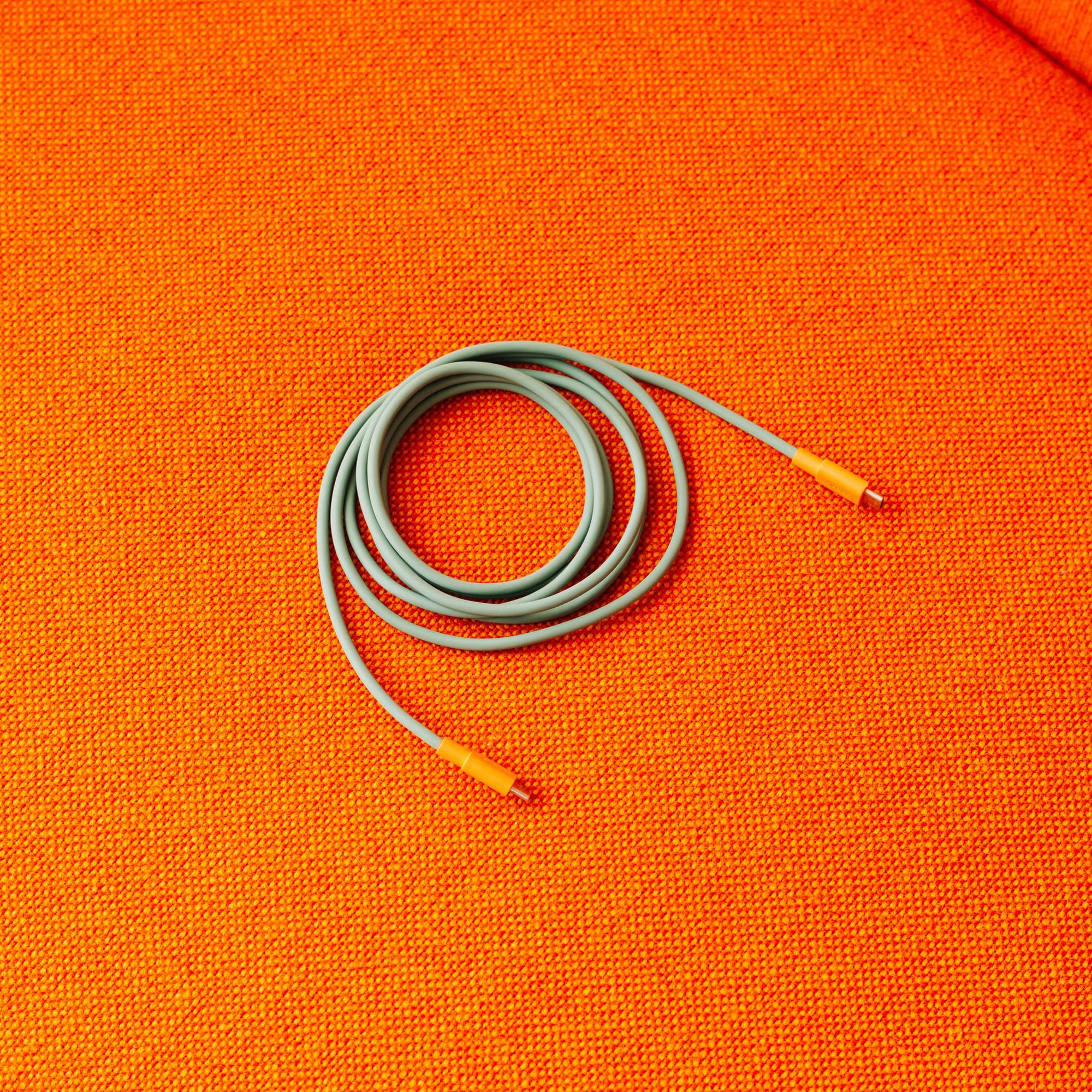 Cable 1 USB-C to USB-C Ladekabel - Bauhaus-Archiv Edition
