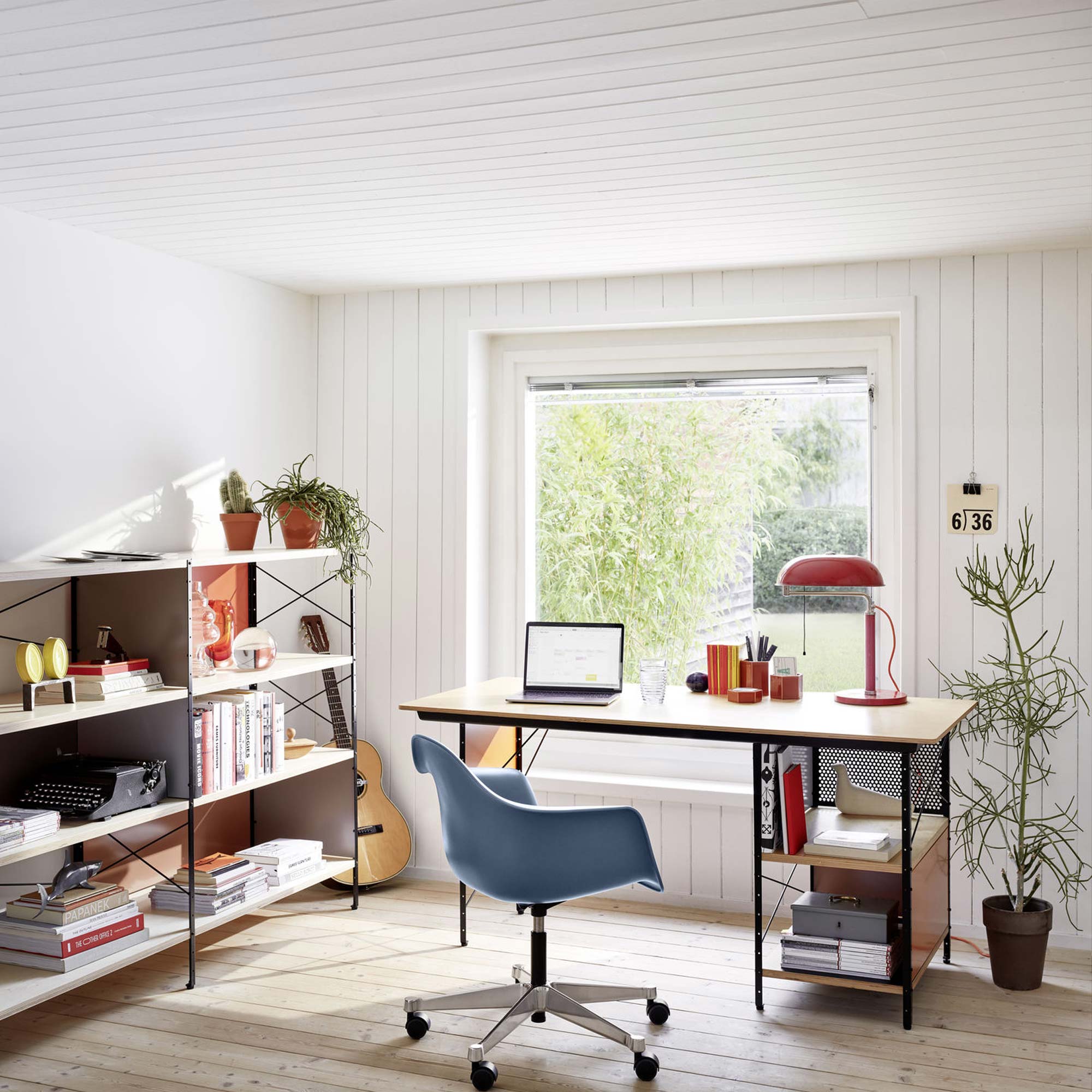 ESU - Eames Storage Unit Regal