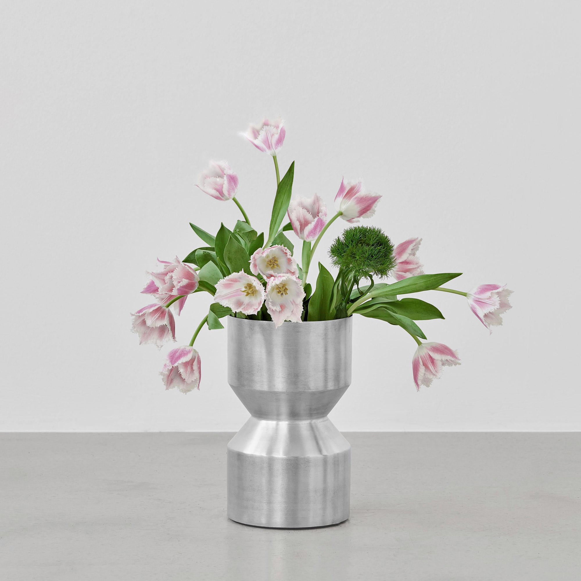 Medeia Midi Waisted Geo Vase
