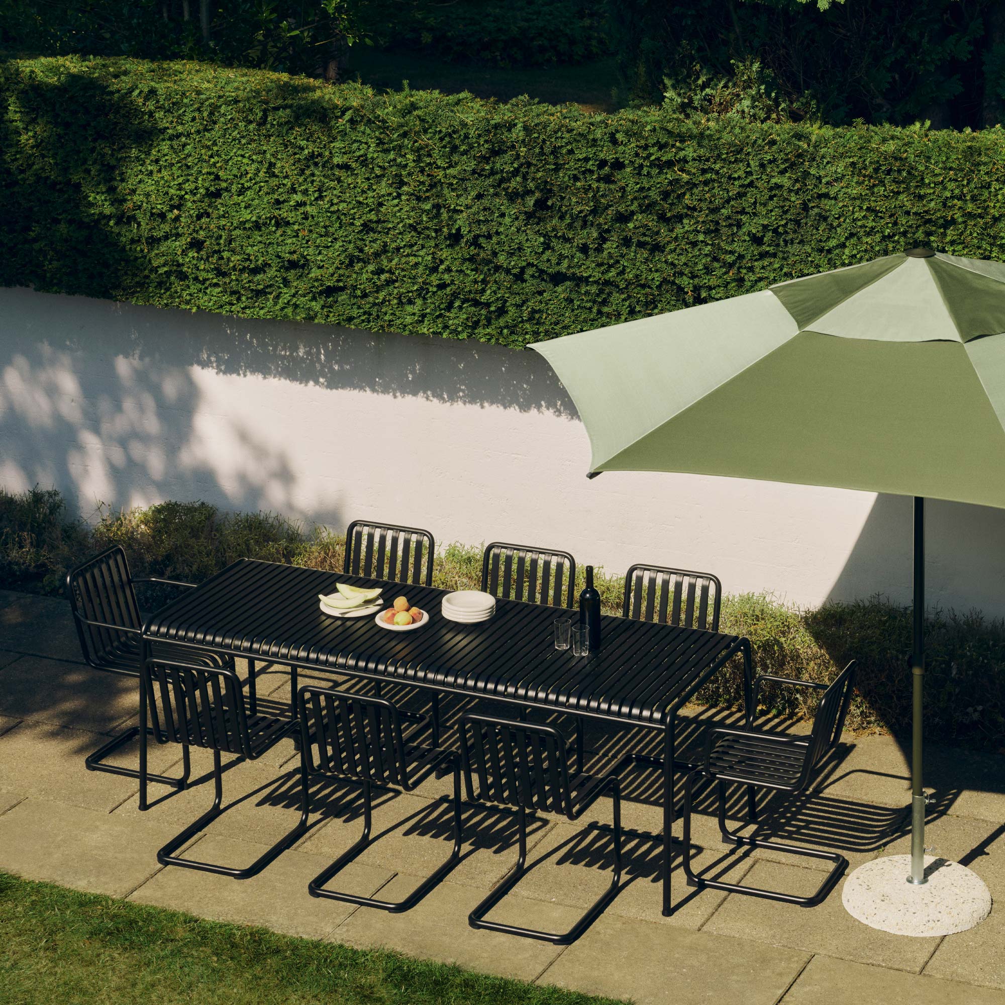 Palissade Cantilever Chair Stuhl