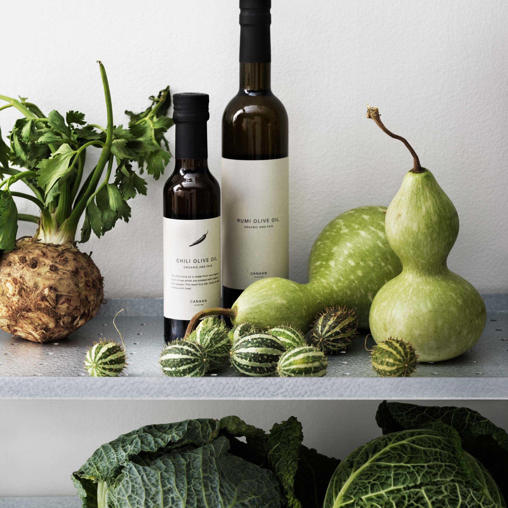 Regalboden aus Metall mit niedriger Kante